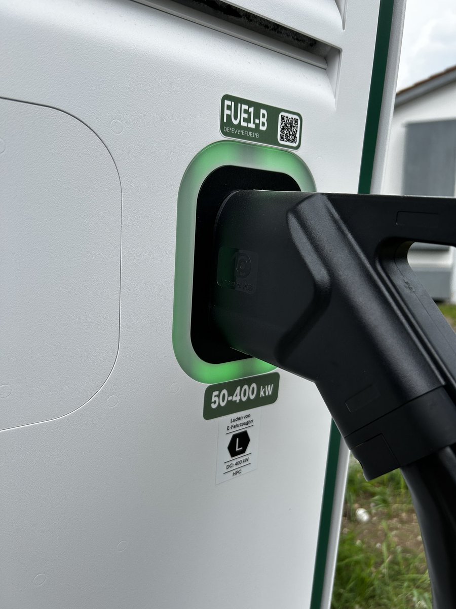 Julian Stabentheiner 🔋👨‍💻🐩🍕 tweet media