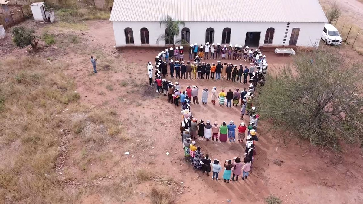Earthlife Africa JHB (@earthlife_jhb) on Twitter photo DeCoalonising Africa, Fast tracking just transition to low carbon economy. Commemorating Africa day with the community of Mulambwane, at Ndzhelele Tshikuwi <a href="/LifeAfterCoal/">Life After Coal</a> <a href="/DontGasAfrica/">@dontgasafrica.bsky.social</a> <a href="/stopEACOP/">StopEACOP</a> <a href="/Dzomolamupo/">Dzomo La Mupo</a> DeCoalonising Africa, Fast tracking just transition to low carbon economy. Commemorating Africa day with the community of Mulambwane, at Ndzhelele Tshikuwi <a href="/LifeAfterCoal/">Life After Coal</a> <a href="/DontGasAfrica/">@dontgasafrica.bsky.social</a> <a href="/stopEACOP/">StopEACOP</a> <a href="/Dzomolamupo/">Dzomo La Mupo</a>