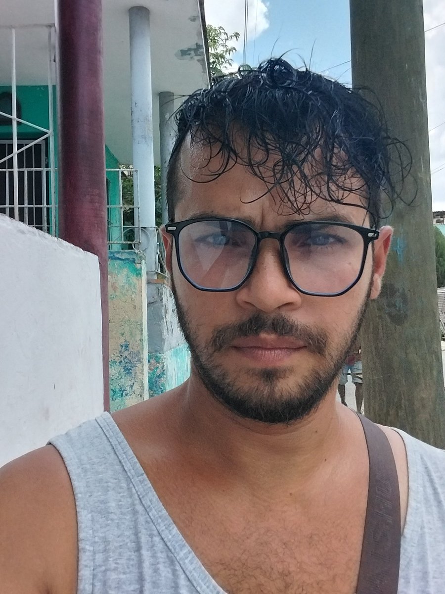 ircasper3's tweet image. Solo vive y deja vivir 🤗