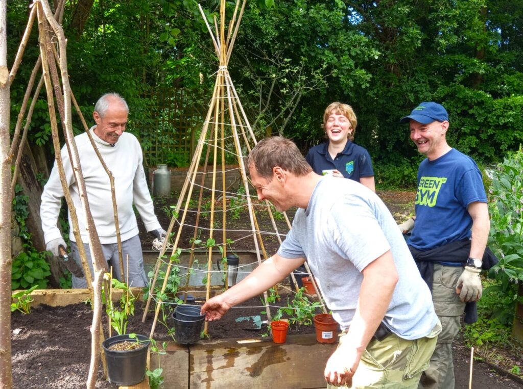 Garfield Weston Foundation (@westonfdn) on Twitter photo Did you know our grants range from small, community projects to large, national organisations? The common thread is the charities we support demonstrate they're meeting a need effectively. 💙
Find out more: 🔗ow.ly/2itr50VSpY5
📷 courtesy of <a href="/TCVtweets/">The Conservation Volunteers (TCV)</a> Did you know our grants range from small, community projects to large, national organisations? The common thread is the charities we support demonstrate they're meeting a need effectively. 💙
Find out more: 🔗ow.ly/2itr50VSpY5
📷 courtesy of <a href="/TCVtweets/">The Conservation Volunteers (TCV)</a>