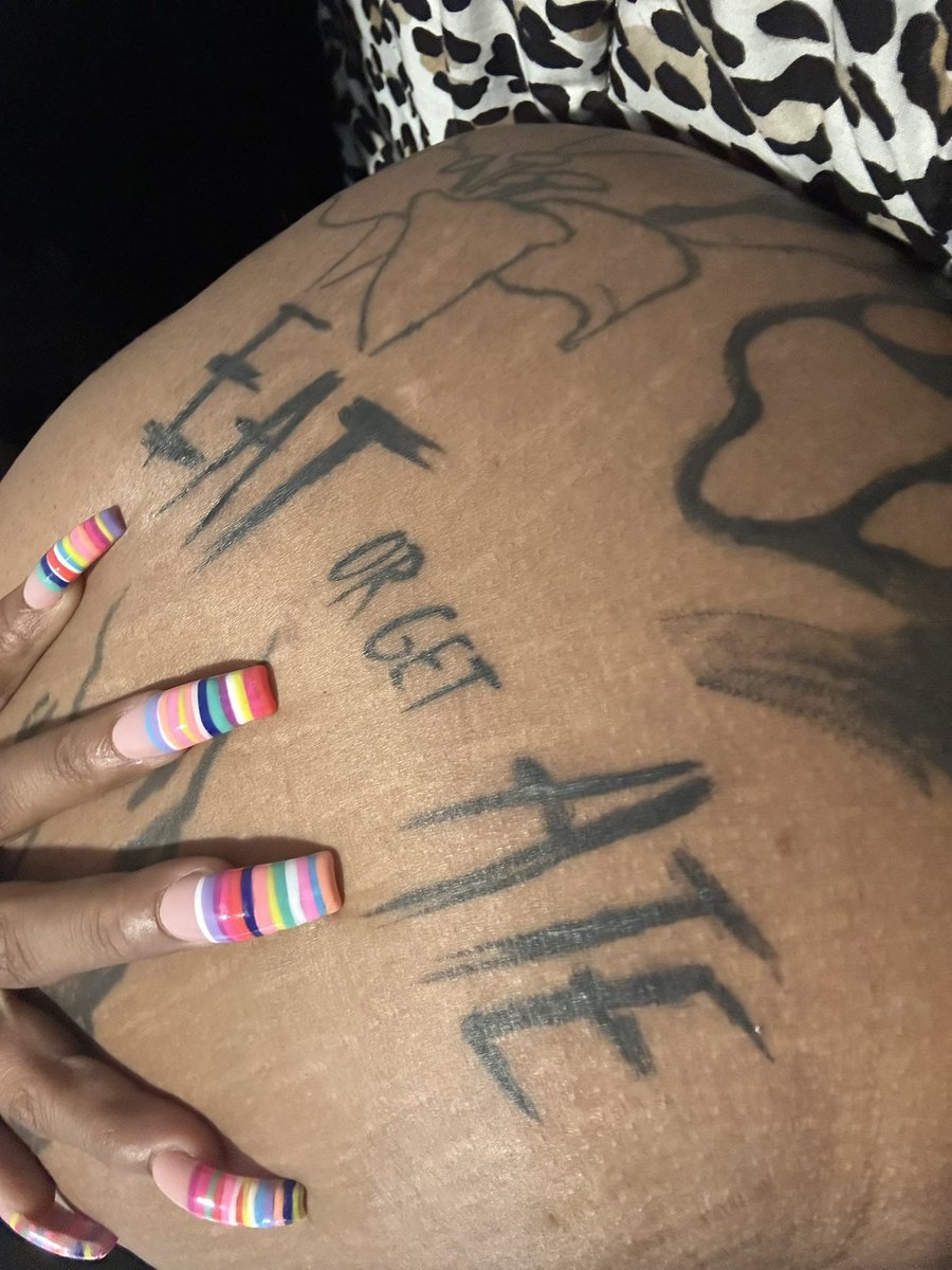 LaylaRedCakes (@laylared1) on Twitter photo 