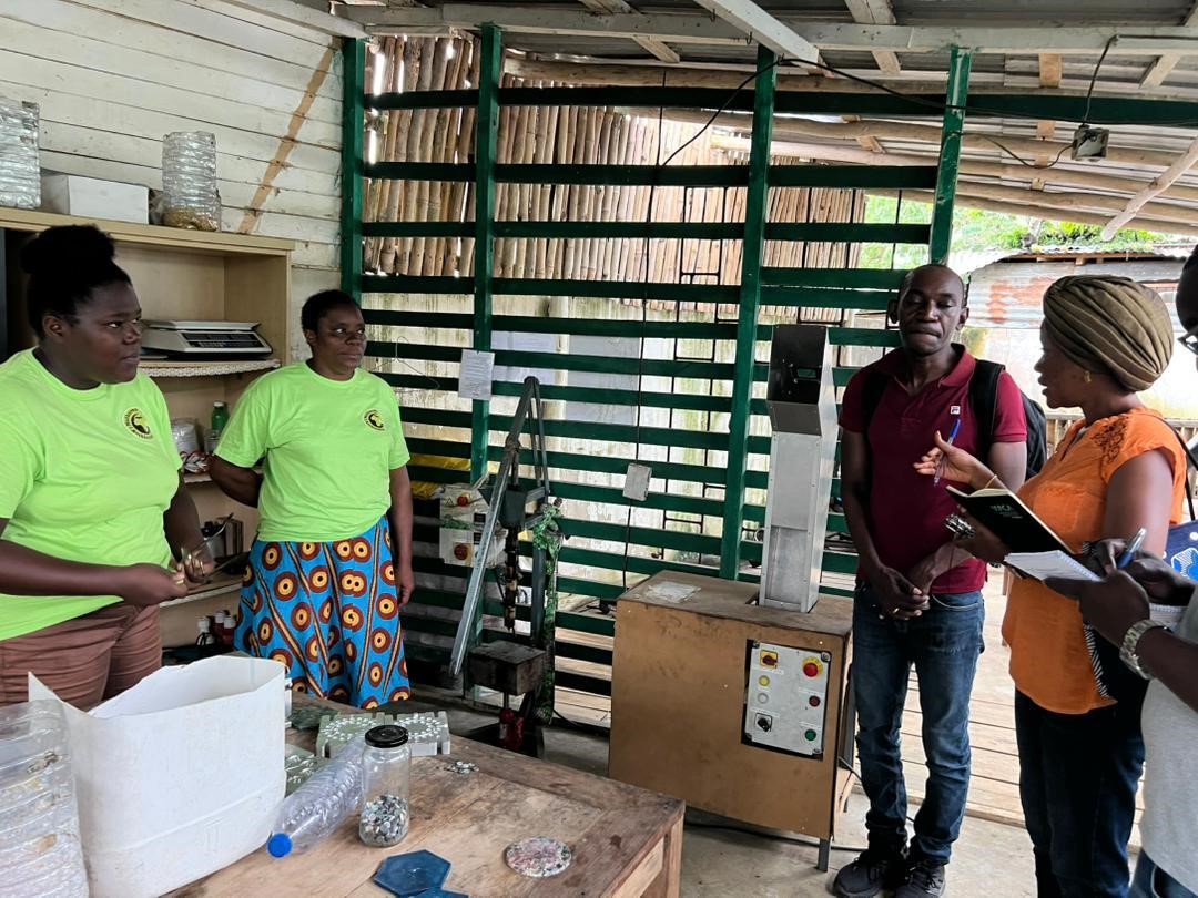 wacaprogram's tweet image. São Tomé a accueilli du 5 au 10 mai une mission d’échange WACA sur les sauvegardes environnementales et sociales.
Les experts du RESIP 2 sont venus s’inspirer de l’expérience de ResIP 1 en relocalisation, mangroves etc.
🔗 wacaprogram.org/fr/article/sao…
#WACA #Sauvegardes