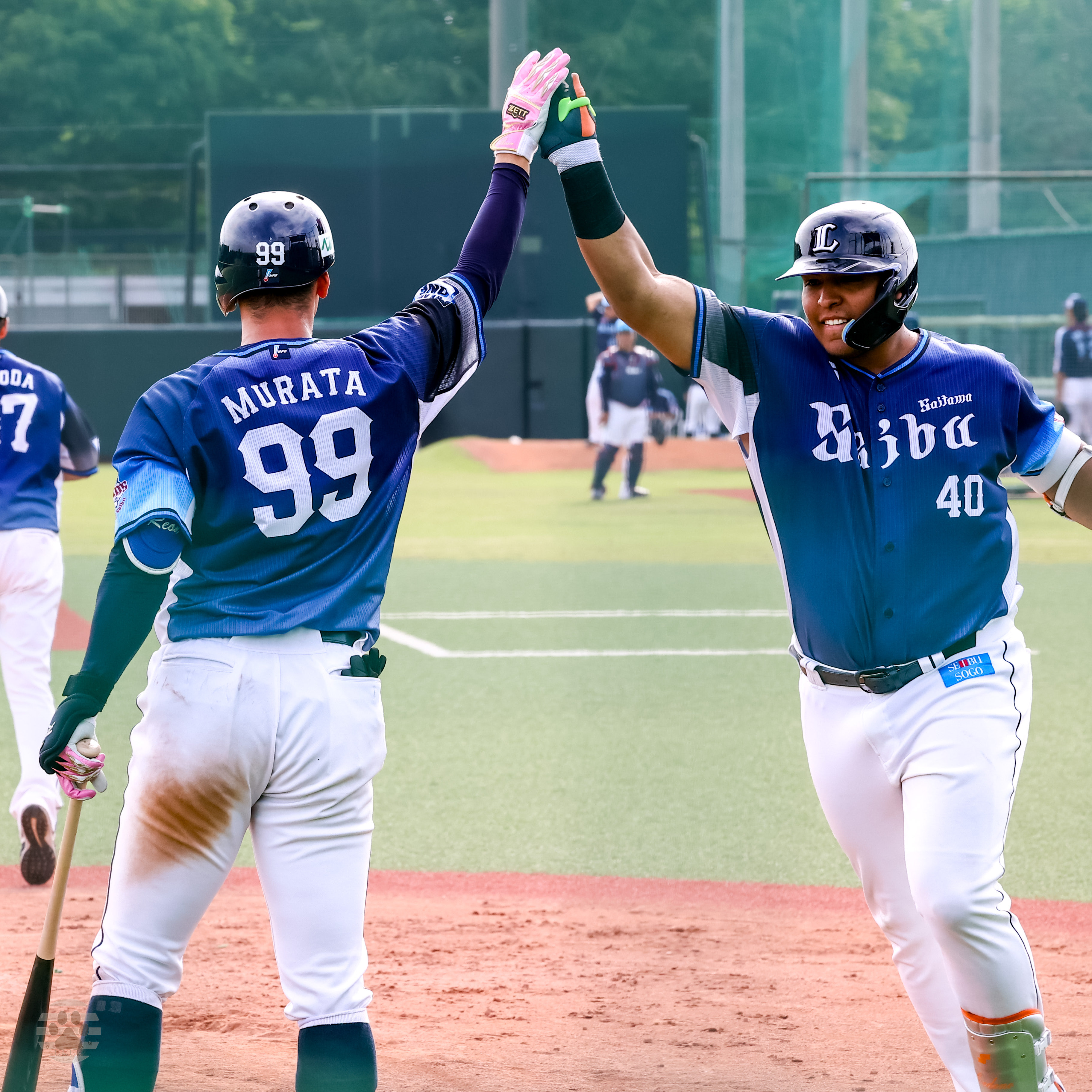 Yoshida's 1st Red Sox homer cleared the Green Monster w