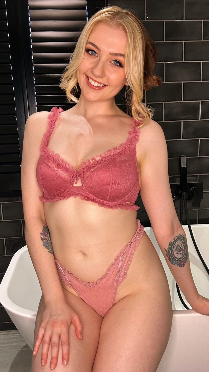 GiantessProductions (@giantessprod) on Twitter photo I'm really looking forward to a busy weekend of #Giantess filming! I love the contrasting looks and styles of <a href="/MissAvaBlack/">TOP 1.9% LoyalFans Mistress Ava Black</a> <a href="/CALLIE_ROKS/">English Edging Queen Callie</a> and new Giant <a href="/emyangofficial/">Em Yang- Yang Studios</a> to bring you guys a great and sexy range of different scenarios and themes! I'm really looking forward to a busy weekend of #Giantess filming! I love the contrasting looks and styles of <a href="/MissAvaBlack/">TOP 1.9% LoyalFans Mistress Ava Black</a> <a href="/CALLIE_ROKS/">English Edging Queen Callie</a> and new Giant <a href="/emyangofficial/">Em Yang- Yang Studios</a> to bring you guys a great and sexy range of different scenarios and themes!