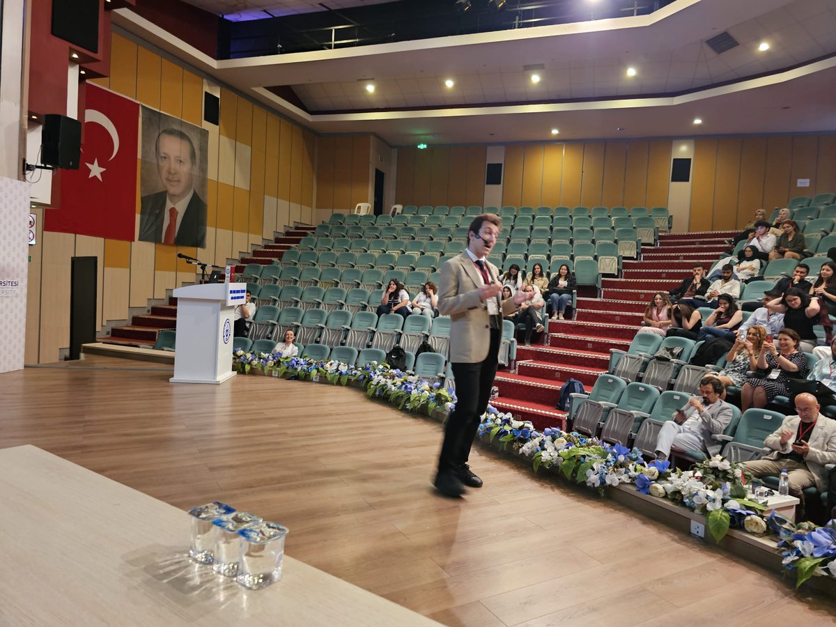 Fakültemiz Çocuk Sağlığı ve Hastalıkları Anabilim Dalı önderliğinde düzenlenen “Pediatri &amp; Tıp Öğrencileri Buluşması”, 14 Mayıs 2025 tarihinde Atatürk Kongre Merkezi Aydın Bey Salonu’nda gerçekleştirildi.