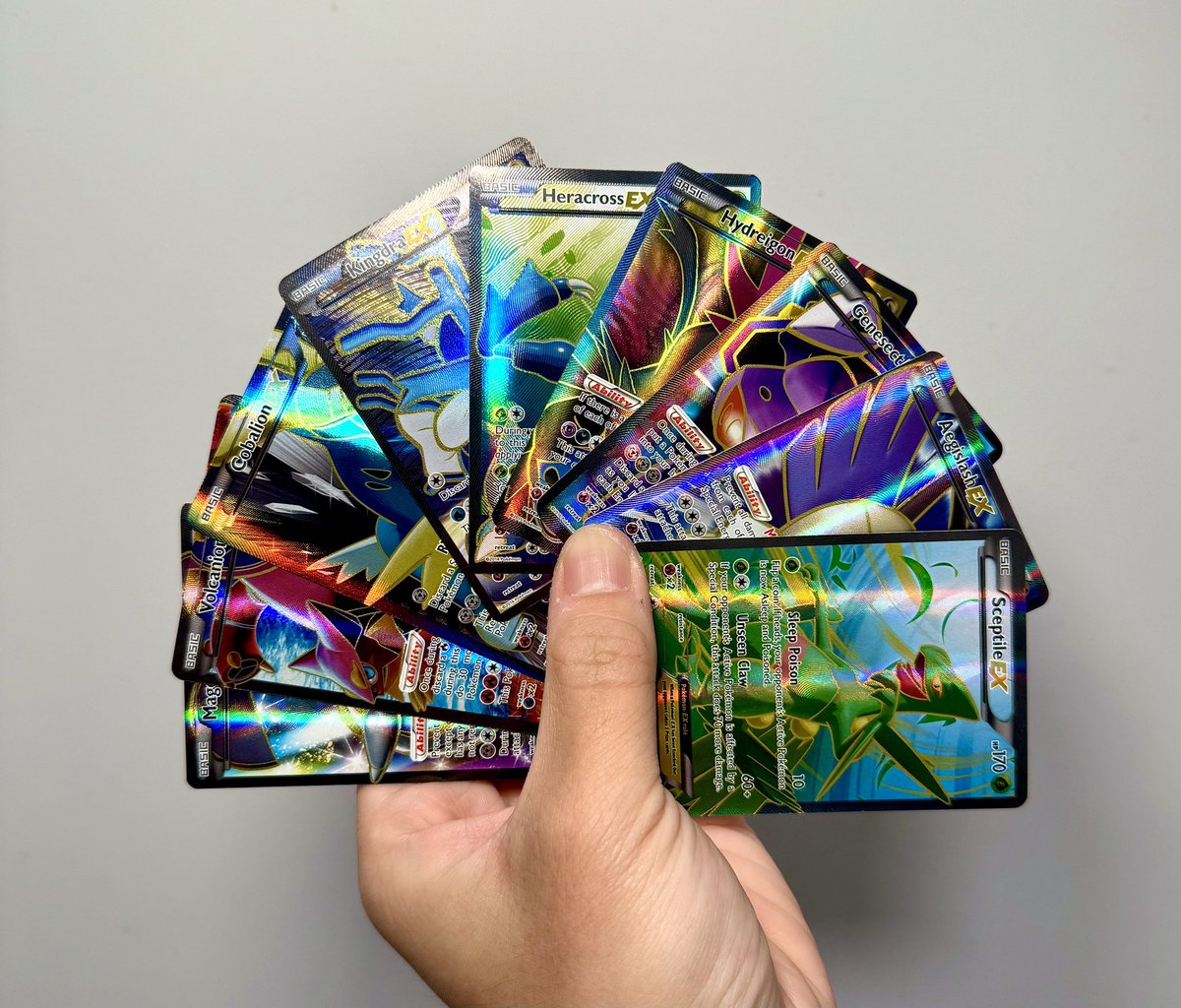 pray4goodpulls's tweet image. Rise and shine people!! 9900 follower giveaway incoming. I have a suspicion y’all really like XY Full Arts. So we go round 2!
9 Beautiful XY Full Arts. 1 winner.
Rules;
Like
Retweet & Follow
Giveaway will be drawn on 5/23 at 10pm est
US Shipping only. GOOD LUCK!