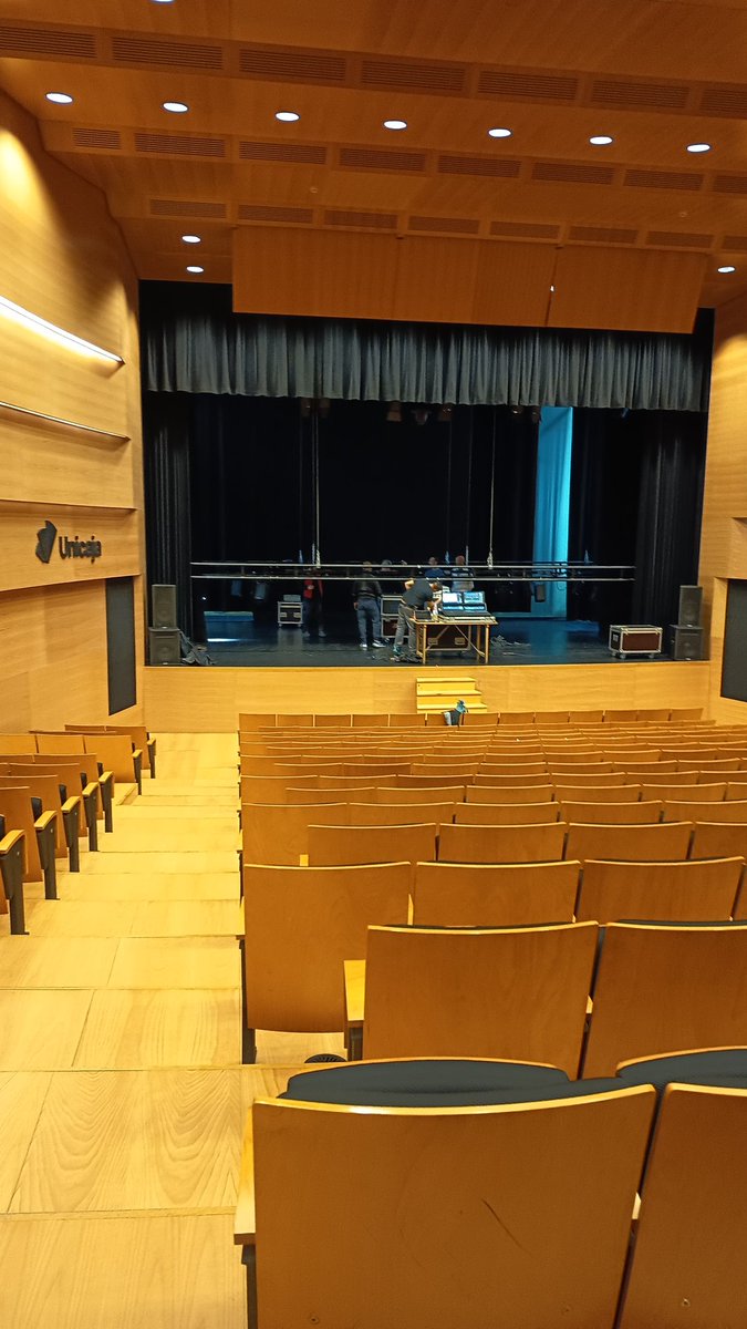 #ICTSNews Ultimando los detalles para el gran acto del Día de la Luz! Qué nervios!!