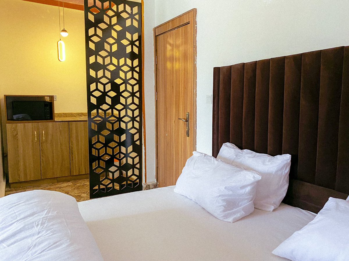 Toppage_EP's tweet photo. Discover comfort at Exlclusive Page Hotel. Rayfeild, Jos Plateau’s finest retreat. 
Your home away from home.      🏡 🌴 https://t.co/kCgdYDVjkD