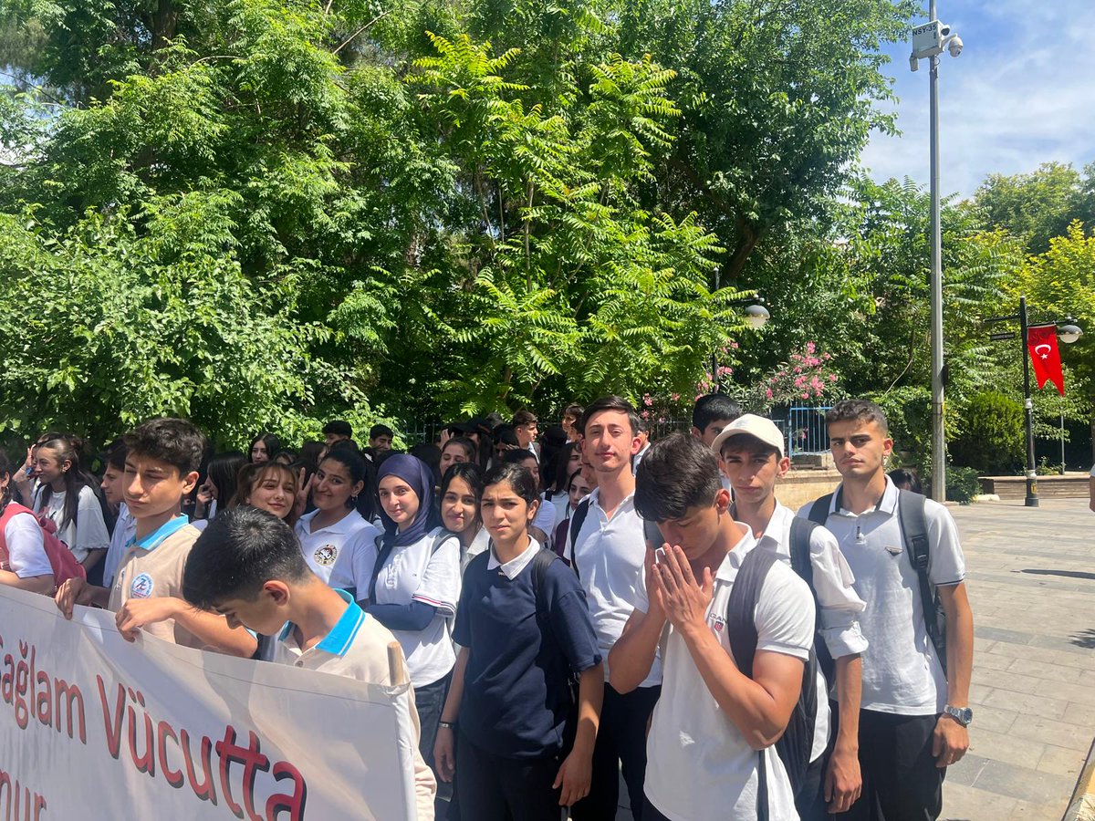 15-21 Mayıs Gençlik Haftası Kutlu Olsun.
<a href="/tcmeb/">Millî Eğitim Bakanlığı</a> 
<a href="/Yusuf__Tekin/">Yusuf Tekin</a> 
<a href="/Mardin_Valiligi/">Mardin Valiliği</a> 
<a href="/tuncay_akkoyun/">Tuncay Akkoyun</a> 
<a href="/mardinilmem/">Mardin İl Millî Eğitim Müdürlüğü</a> 
<a href="/ali_eyyupkoca/">Ali Eyyupkoca</a> 
<a href="/eyyup_deger/">Eyyüp Değer</a> 
<a href="/Nsy_Kaymakamlik/">Nusaybin Kaymakamlığı</a>
<a href="/nusaybin_mem/">Nusaybin İlçe Milli Eğitim Müdürlüğü</a> 
<a href="/umitcetin47100/">Ümit ÇETİN</a>
<a href="/metinbilgicc/">Metin Bilgiç</a>