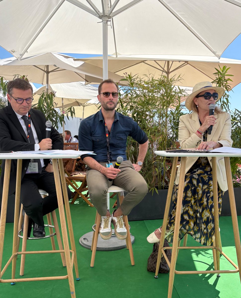 Cannes Bastide Rouge (@cbastiderouge) on Twitter photo 🎬 Actuellement sur le <a href="/Festival_Cannes/">Festival de Cannes</a> : David Guiraud, cofondateur d’<a href="/Adastra_Films/">Adastra Films</a> et Sébastien Aubert.
Il y présente le parcours de développement de leur société de production à Cannes, proposant aujourd’hui des formations destinées aux professionnels.
#FestivaldeCannes 🎬 Actuellement sur le <a href="/Festival_Cannes/">Festival de Cannes</a> : David Guiraud, cofondateur d’<a href="/Adastra_Films/">Adastra Films</a> et Sébastien Aubert.
Il y présente le parcours de développement de leur société de production à Cannes, proposant aujourd’hui des formations destinées aux professionnels.
#FestivaldeCannes