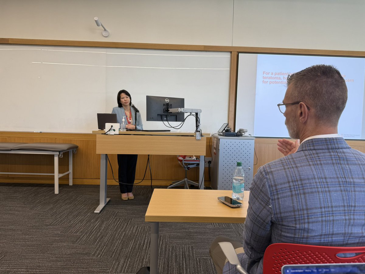OSU_Urology's tweet photo. Next up on the agenda for today’s #VisitingProfessor is resident presentations #InterestingCases led by faculty advisor @shawndason with some great discussion with Dr. Tim Masterson! 👏 #UroOnc #MedEd https://t.co/ehf3wL4OUV
