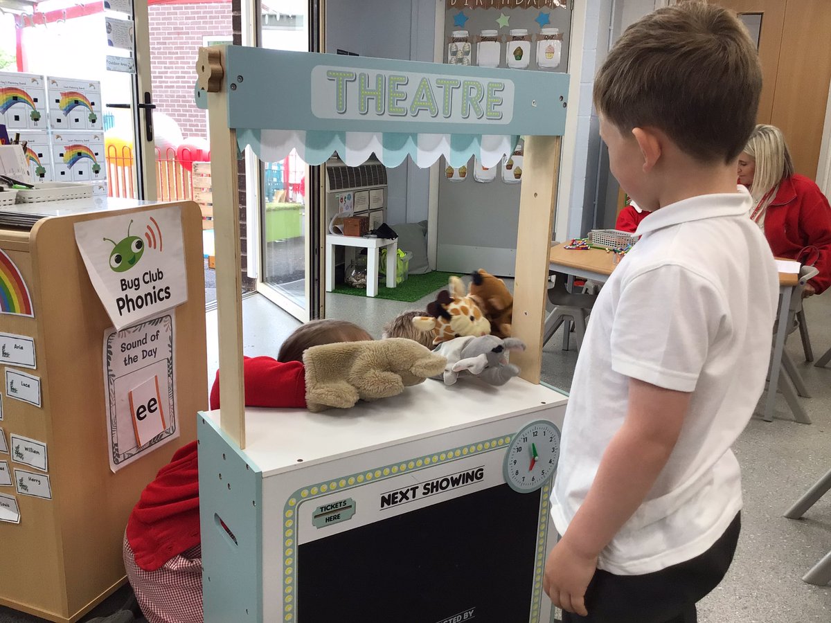 Time for a fabulous puppet show in Robin class today! #enfieldnewwalthamrobin