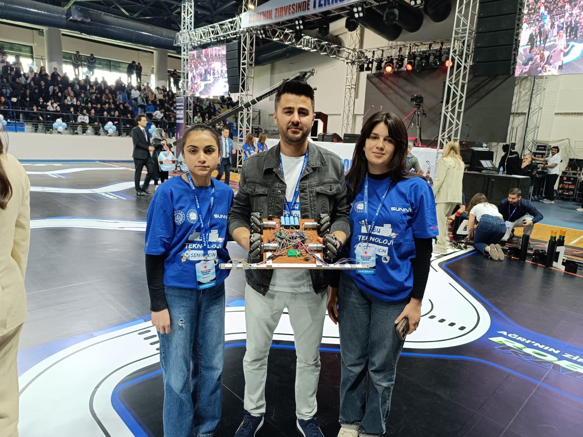 🚀 Tebrikler!!!
🏆14 ilin katıldığı Ağrı'nın Zirvesinde Teknoloji Yarışması 2.si
Hamur Başsavcı İhsan Eroğul MTAL.
🧿Sizinle gurur duyuyoruz.
<a href="/MNesipMahir/">Mehmet Nesip MAHİR</a> <a href="/hasan_kokrek/">Hasan Kökrek</a> <a href="/mehmetozmus_/">Mehmet ÖZMÜŞ</a>