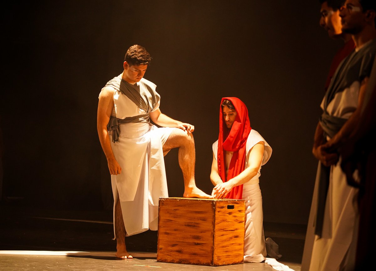 Este año celebramos con orgullo los 30 años de PISYE 👏

Como parte de la Semana Cultural se realizó el espectáculo "Arte Vivo" con la participación de los alumnos PISYE, conmemorando estas tres décadas de crecimiento, aprendizaje y nuevas oportunidades para nuestro jóvenes 🤩