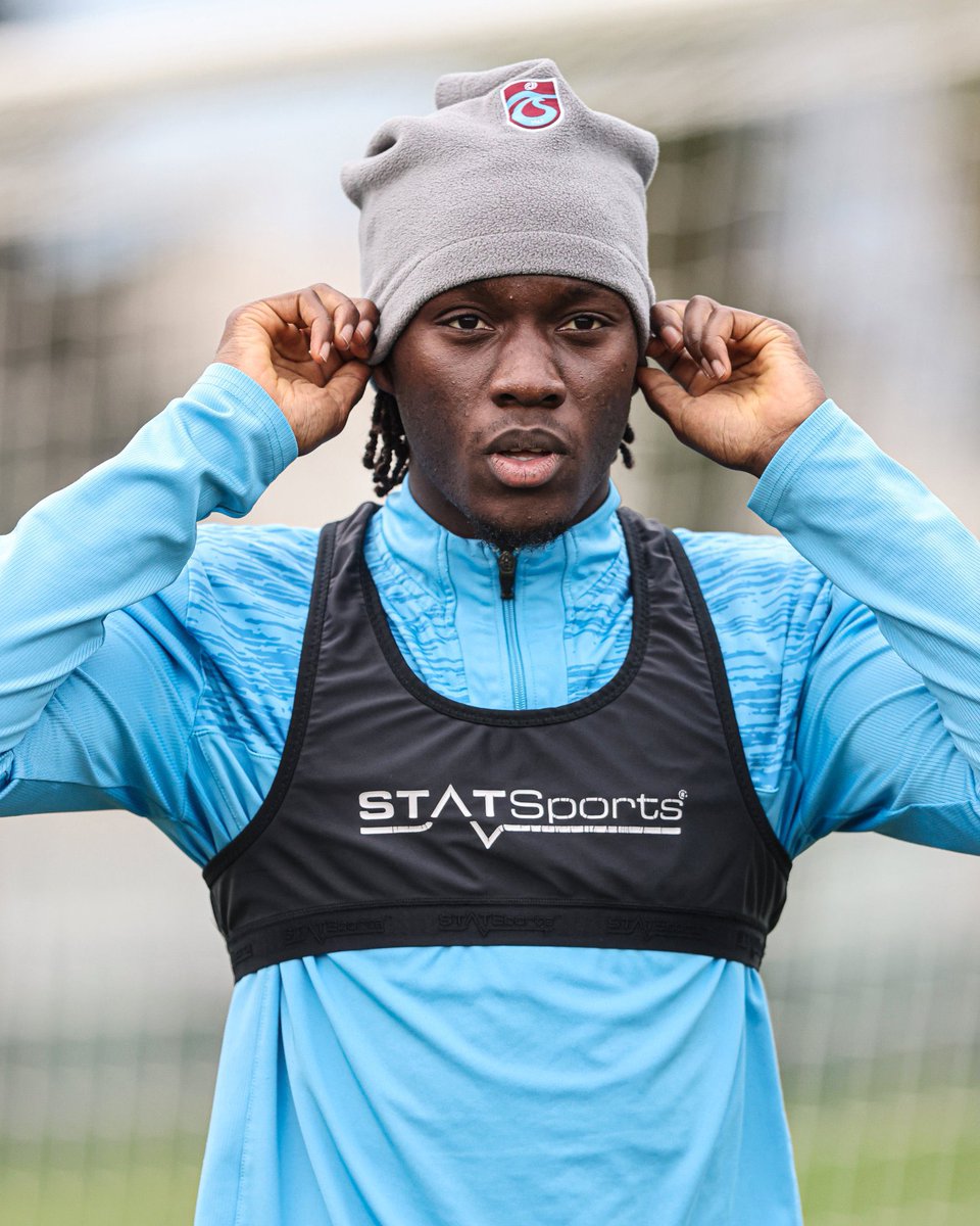 Mendy: "Kendime iki sene Trabzon'da kalıp en büyük şampiyonluklara ulaşma hedefi koymuştum. Artık zamanı geldi. Geçtiğimiz yaz transfer döneminde Crystal Palace, Torino, Galatasaray, ara transfer döneminde ise Rennes istemişti ancak olmamıştı. Trabzonspor uygun görürse sezon