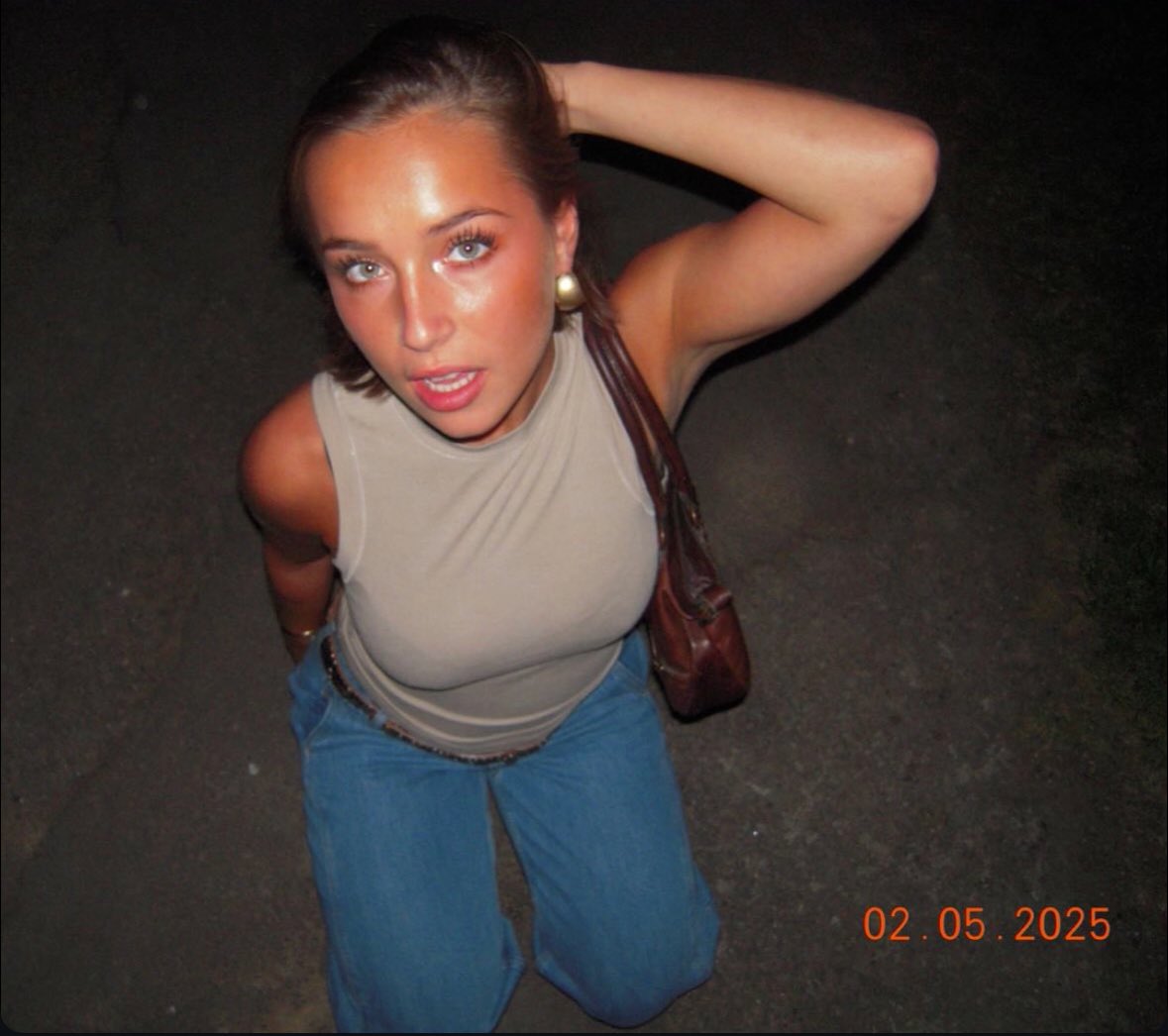 ElenaHerrinn's tweet photo. Na Fotze, Ich habe Lust zu melken !! Du hast keine andere Wahl #findom #geldherrin #zahlsklave https://t.co/7j6SrJeoaW