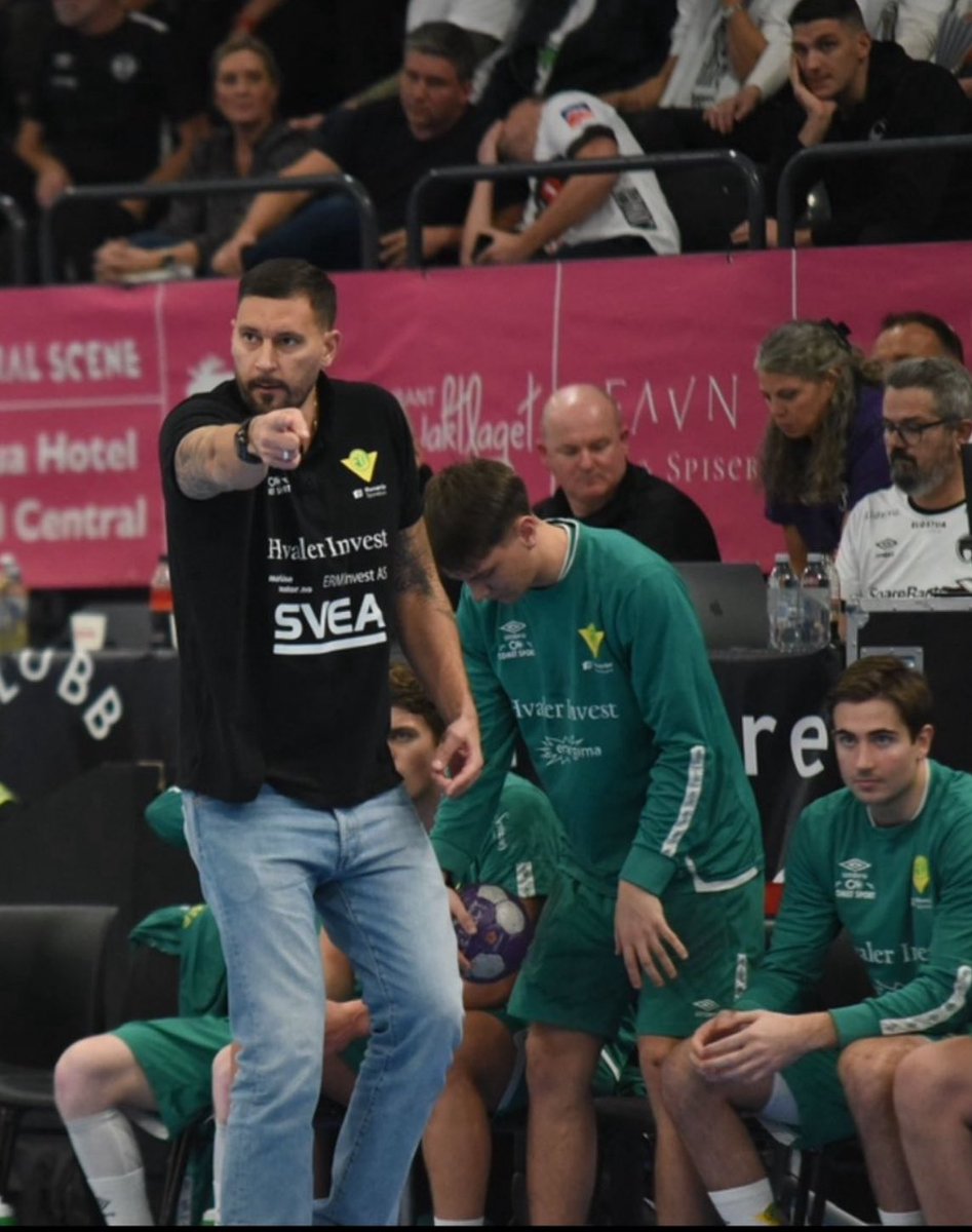 Det nærmer seg 1. sluttspillfinale for gutta og vi våkner fra dvale. Vi tar med oss <a href="/BliznacKristian/">Kristian Bliznac</a> i studio. Spørsmål eller innspill?