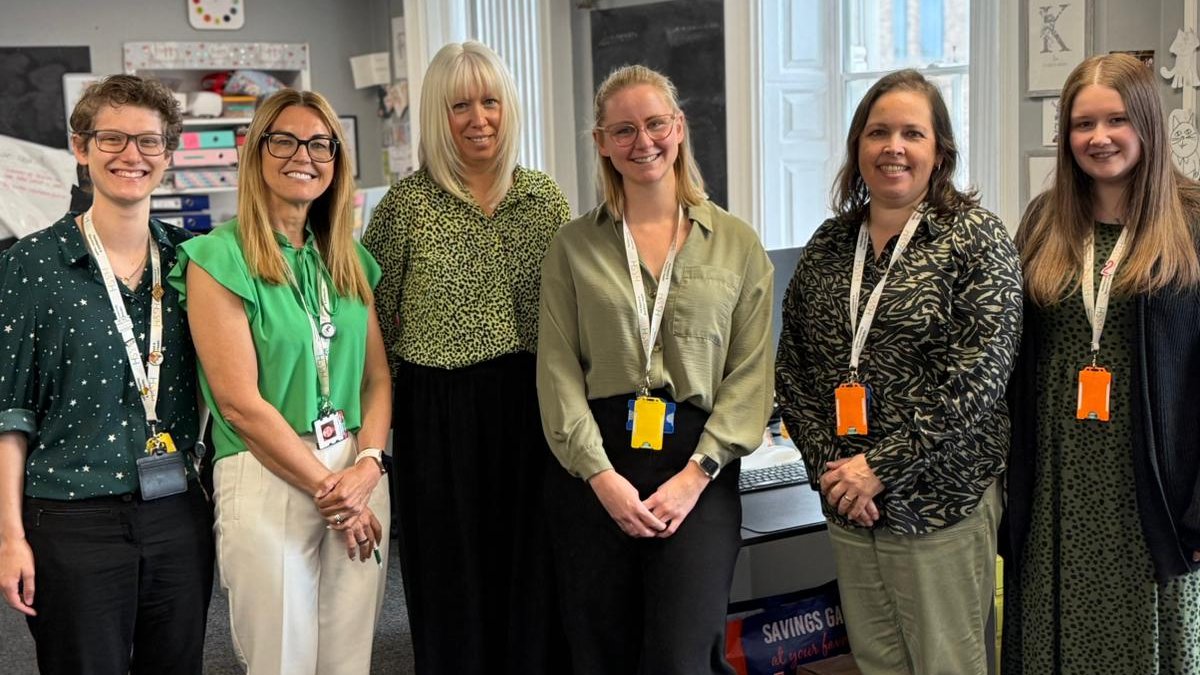 It's #MentalHealthAwarenessWeek and today our team are taking part in #WearItGreenDay to promote good mental health habits and encourage people to seek support if they need it!