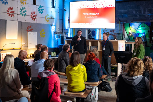 CSCP (@scp_centre) on Twitter photo 💡Don't miss our <a href="/WertNetzWerke/">Mittelstand-Digital Zentrum WertNetzWerke</a> events on how digital technologies can drive #sustainabletransformation
🗓️ 2 June ⎹ Sustainability Data in Companies
🗓️ 5 June ⎹ Circular Economy and Digitalisation
📍Gut Einern, Wuppertal
🔗 Register here: cscp.org/join-our-wertn… 💡Don't miss our <a href="/WertNetzWerke/">Mittelstand-Digital Zentrum WertNetzWerke</a> events on how digital technologies can drive #sustainabletransformation
🗓️ 2 June ⎹ Sustainability Data in Companies
🗓️ 5 June ⎹ Circular Economy and Digitalisation
📍Gut Einern, Wuppertal
🔗 Register here: cscp.org/join-our-wertn…
