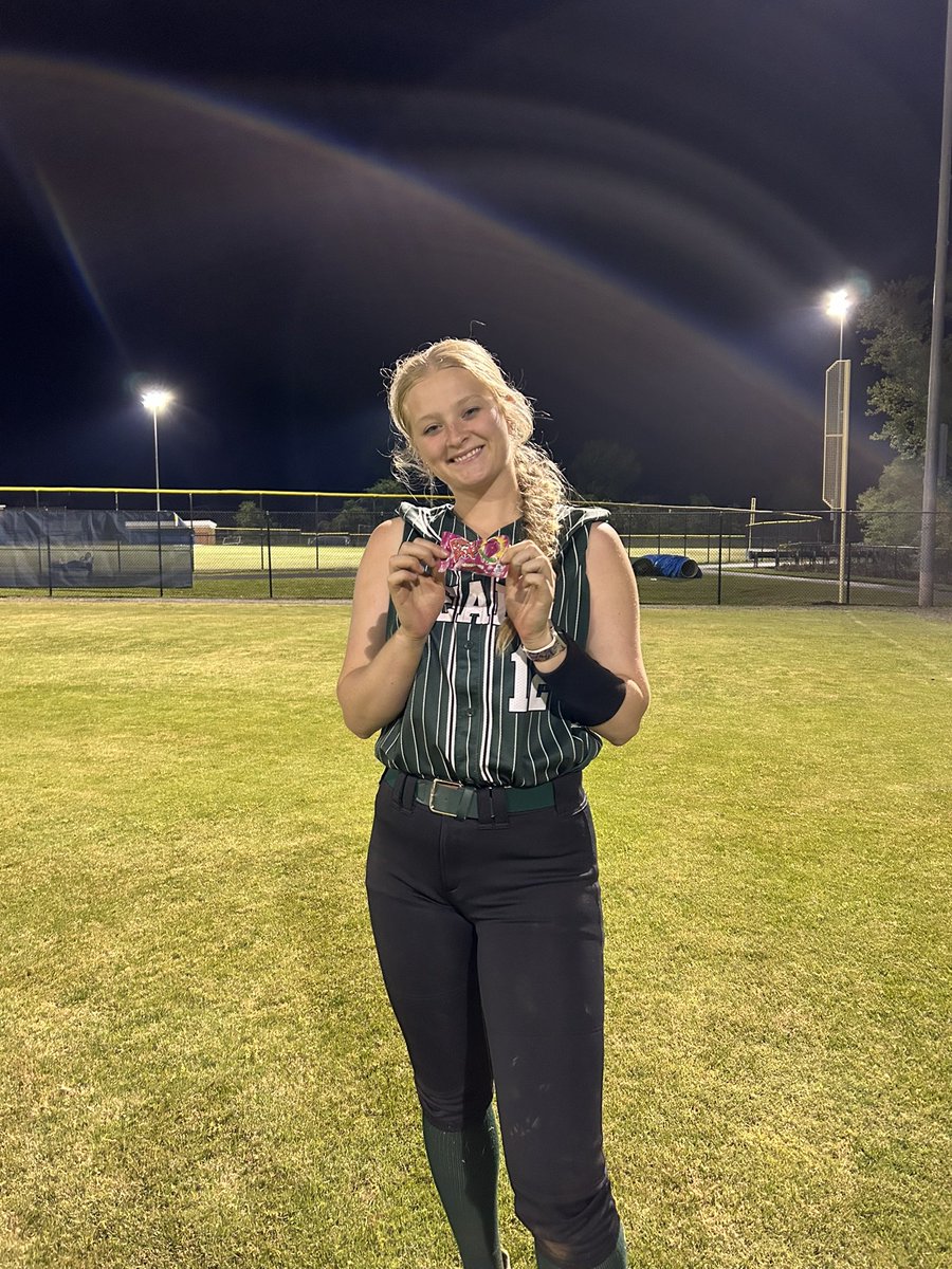Riverbend Softball (@rbsball) on Twitter photo Better late than never..
Varsity secured the win Friday after 11 innings 9-7 over Stafford.
The team collected 12 hits, including 2 hits from <a href="/NorahC34/">Norah Clark</a>, <a href="/Chloe_King28/">Chloe King 2026</a>, <a href="/isabelabarber24/">Isabela Barber 2025</a>, and <a href="/madison_baugh2/">Madison Baugh</a>! <a href="/Chloe_King28/">Chloe King 2026</a> went all 11 with 20 K’s and was 💍 pop player of the game! Better late than never..
Varsity secured the win Friday after 11 innings 9-7 over Stafford.
The team collected 12 hits, including 2 hits from <a href="/NorahC34/">Norah Clark</a>, <a href="/Chloe_King28/">Chloe King 2026</a>, <a href="/isabelabarber24/">Isabela Barber 2025</a>, and <a href="/madison_baugh2/">Madison Baugh</a>! <a href="/Chloe_King28/">Chloe King 2026</a> went all 11 with 20 K’s and was 💍 pop player of the game!