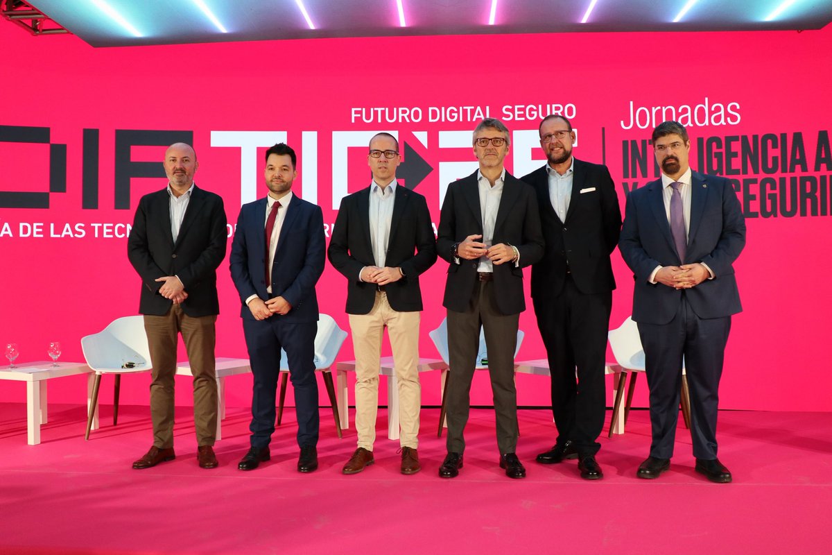 ✅ La Comunidad multiplica por once su inversión en ciberseguridad en los últimos cinco años hasta alcanzar los 17 millones de euros de 2025.

Los sistemas informáticos de la Comunidad reciben una media de entre 150 o 200 ataques potenciales cada día y una media de 60 ataques