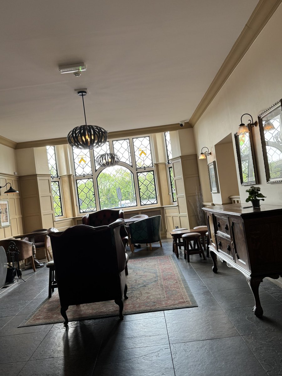 Day ELEVEN! 

It’s a busy 15 hour shift for me at work today so I won’t get the opportunity to get on the bike but I’m staying positive and focused as always! 

💪🏻💙

#RecoveryPosse