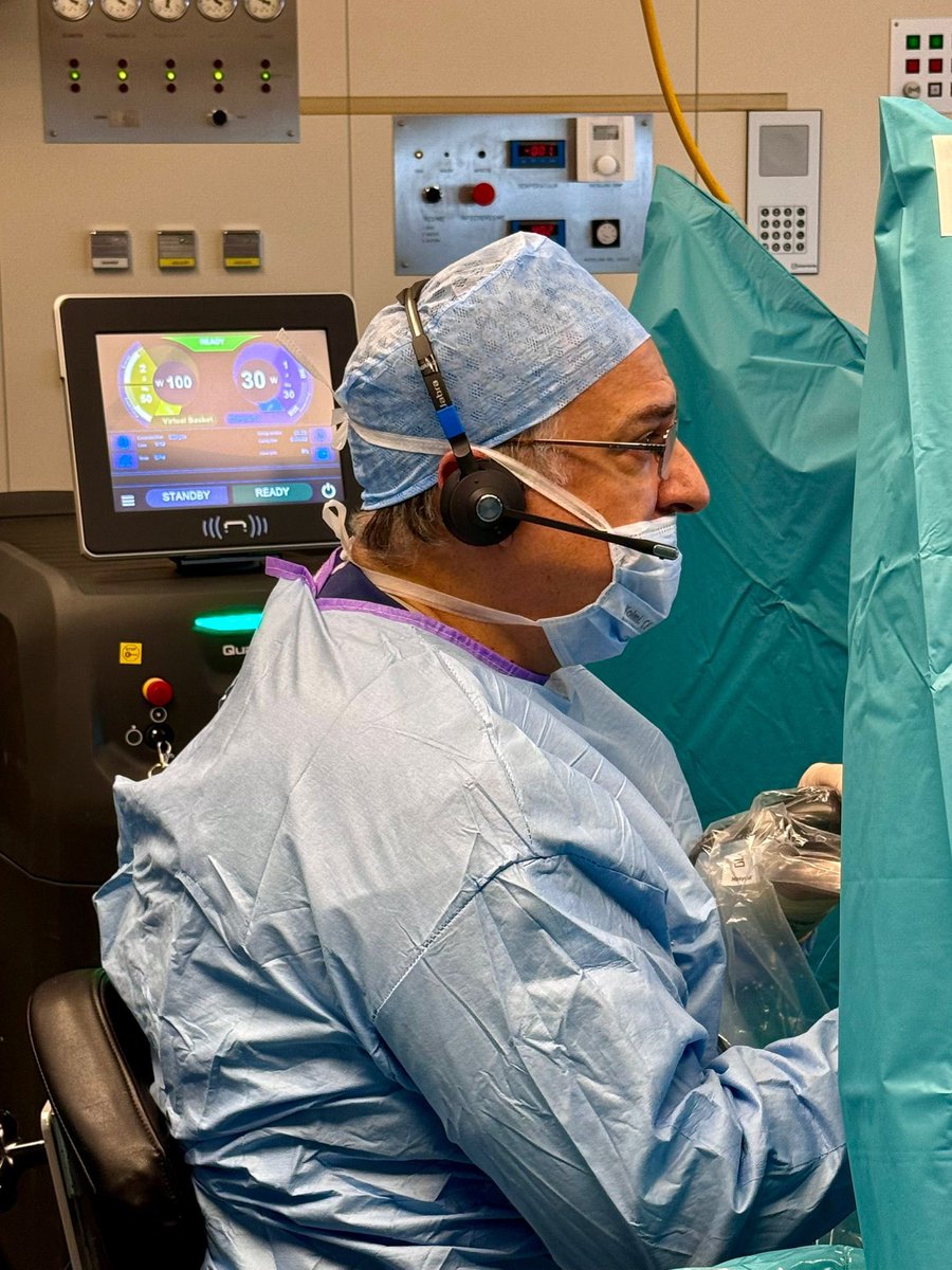 quanta_system's tweet image. #beam25 - Day 1️⃣

🙏 Special thanks to Dr. @fgomsan for the #LiveSurgery #HoLEP performed with #CyberHo150 and #QuantaMagnetoTechnology🧲

#UrologyInnovation #QuantaSystem #bequanta