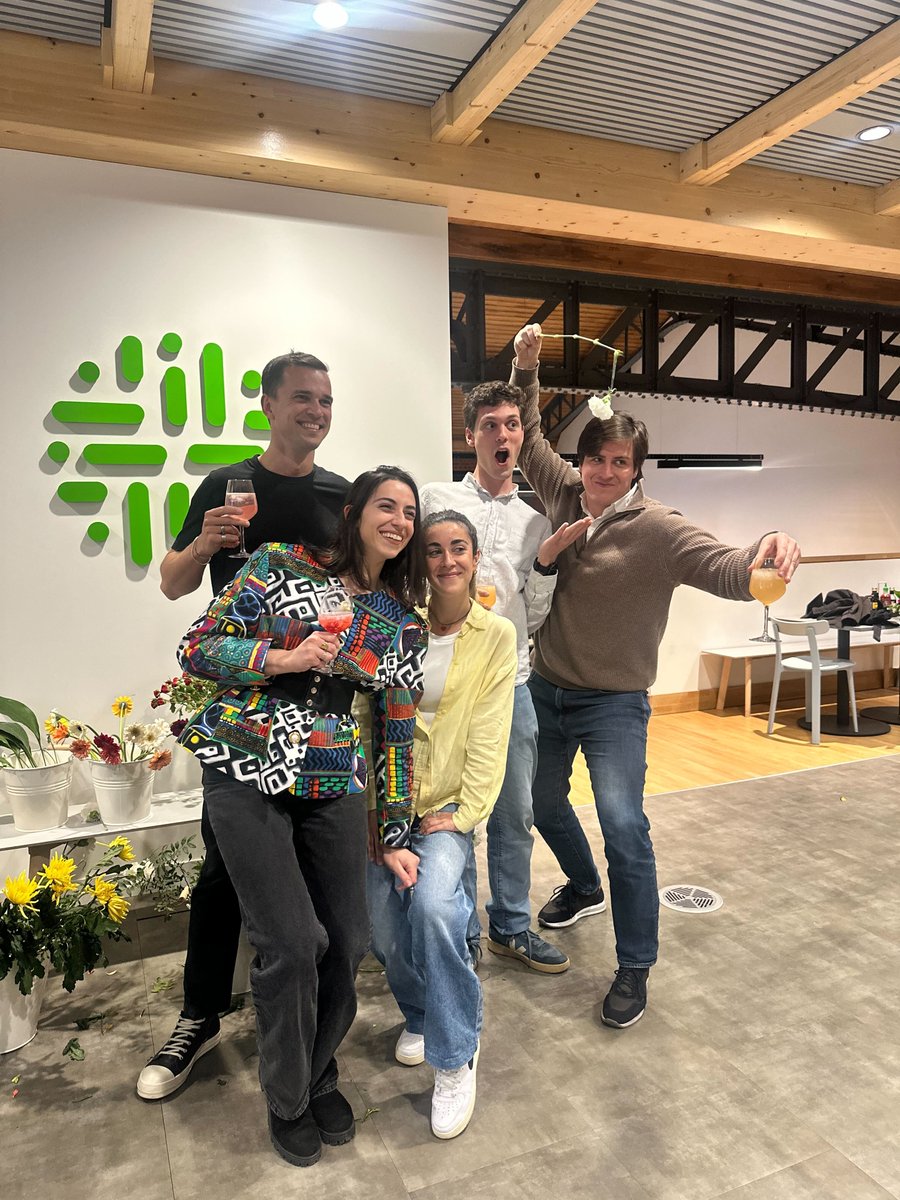 collibra's tweet image. Spring has sprung in our Brussels office! 🌻

Spring arrived early in our Brussels office with a flower arranging workshop that brought the team together in the best way. A creative reset, a lot of laughs and some very impressive floral skills on display. 

#OneCollibra
