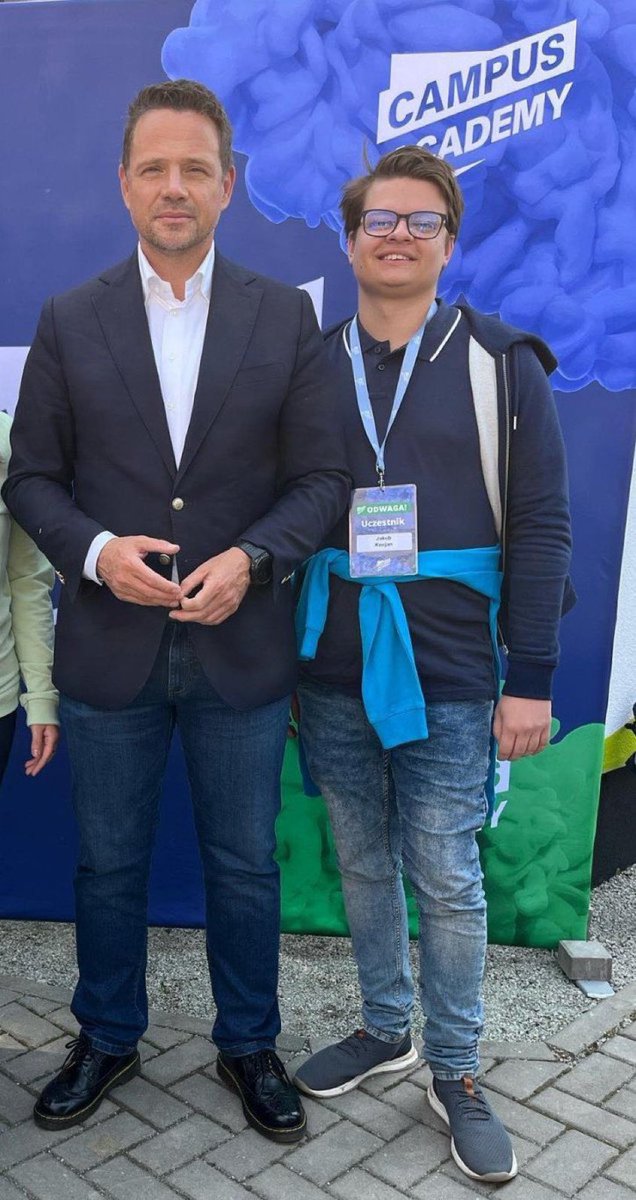 Dolny Śląsk*****Jagodno 🇵🇱#TakDlaCPK #Nawrocki25 (@wygrajmypolske) on Twitter photo Trzaskowski - za to idzie się do więzienia. Trzaskowski - za to idzie się do więzienia.