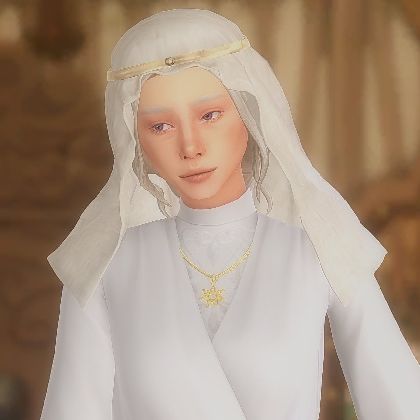 LavenderEssenc3's tweet image. Queen Naerys Targaryen with her children Daeron II and Daenaerys of Dorne :)