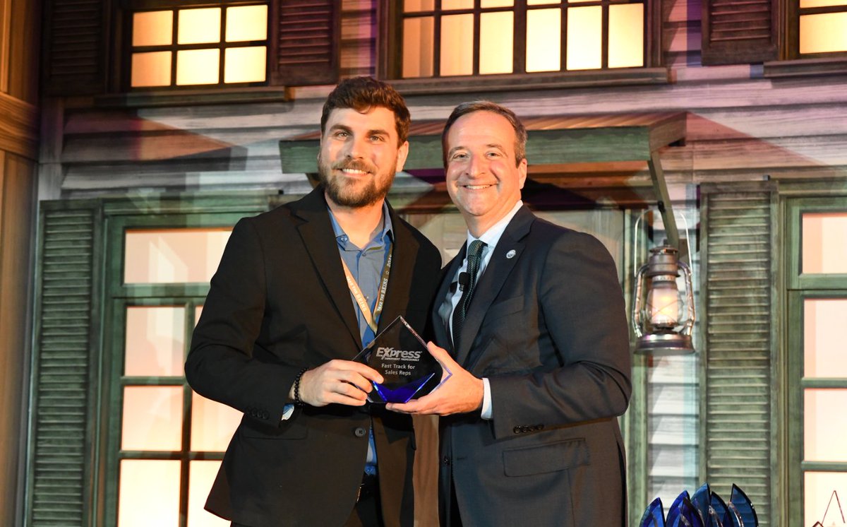 Express Employment Professionals tweet media