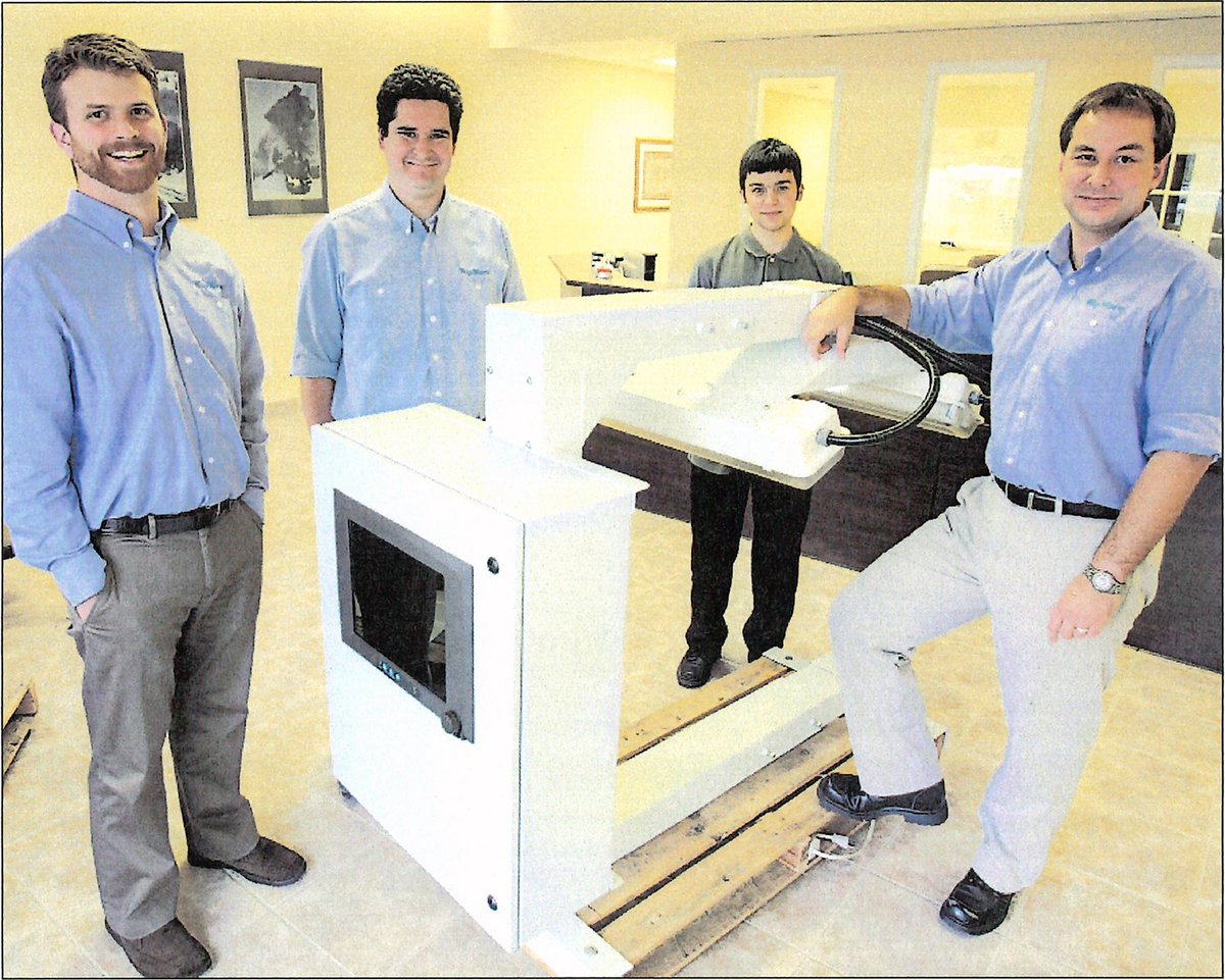 WipWare's tweet image. In 1998, WipWare launched its first hardware system for real-time analysis. By 2007, the first Solo system (pictured here) was developed — a leap forward in conveyor material analysis.

#WipWare30 #MiningTech #RealTimeAnalysis #MiningInnovation #Fragmentation #HistoryInTheMaking