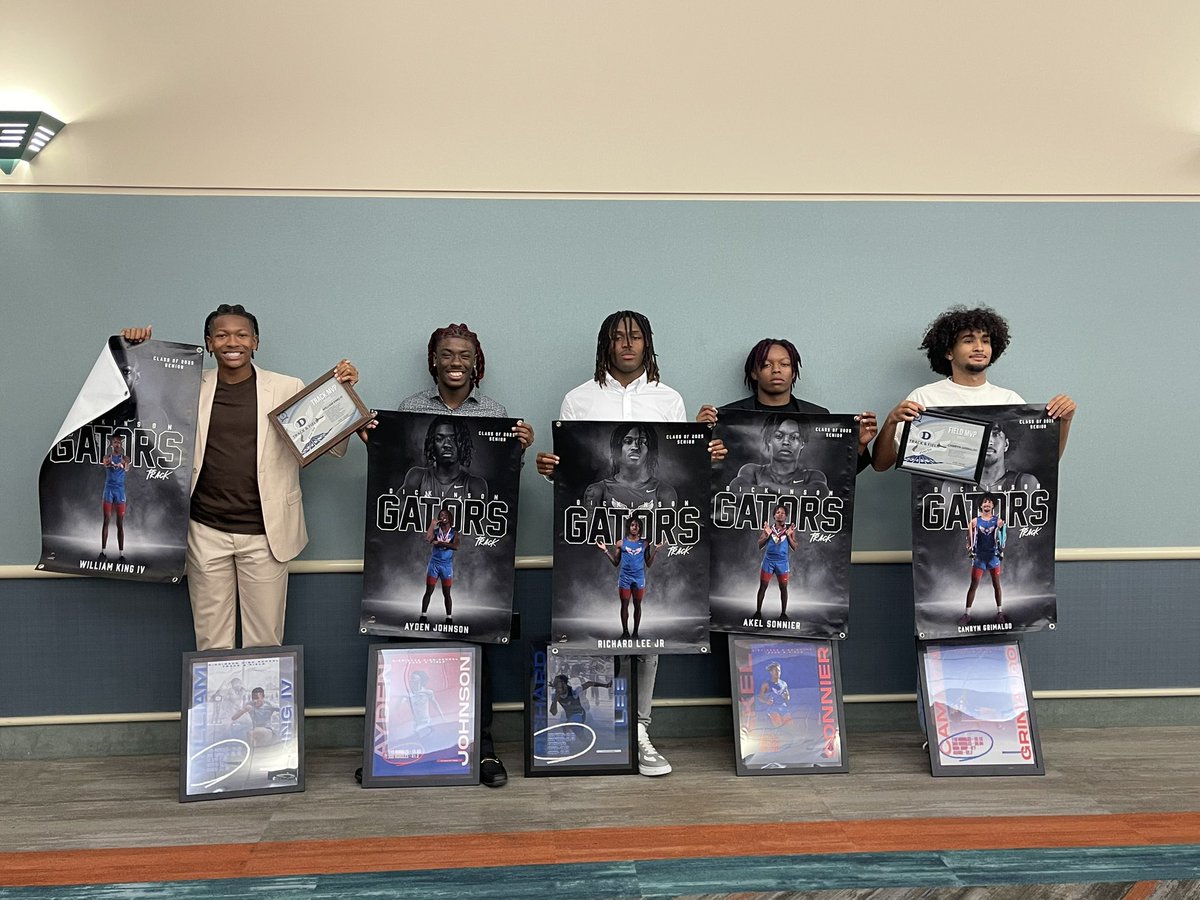 Last night, we wrapped up the season with our annual track banquet — a night filled with reflection, celebration, and gratitude‼️

To the Class of 2025: Thank you. You’ve left this program better than you found it.
Your legacy will be felt for years to come.

#GatorPride