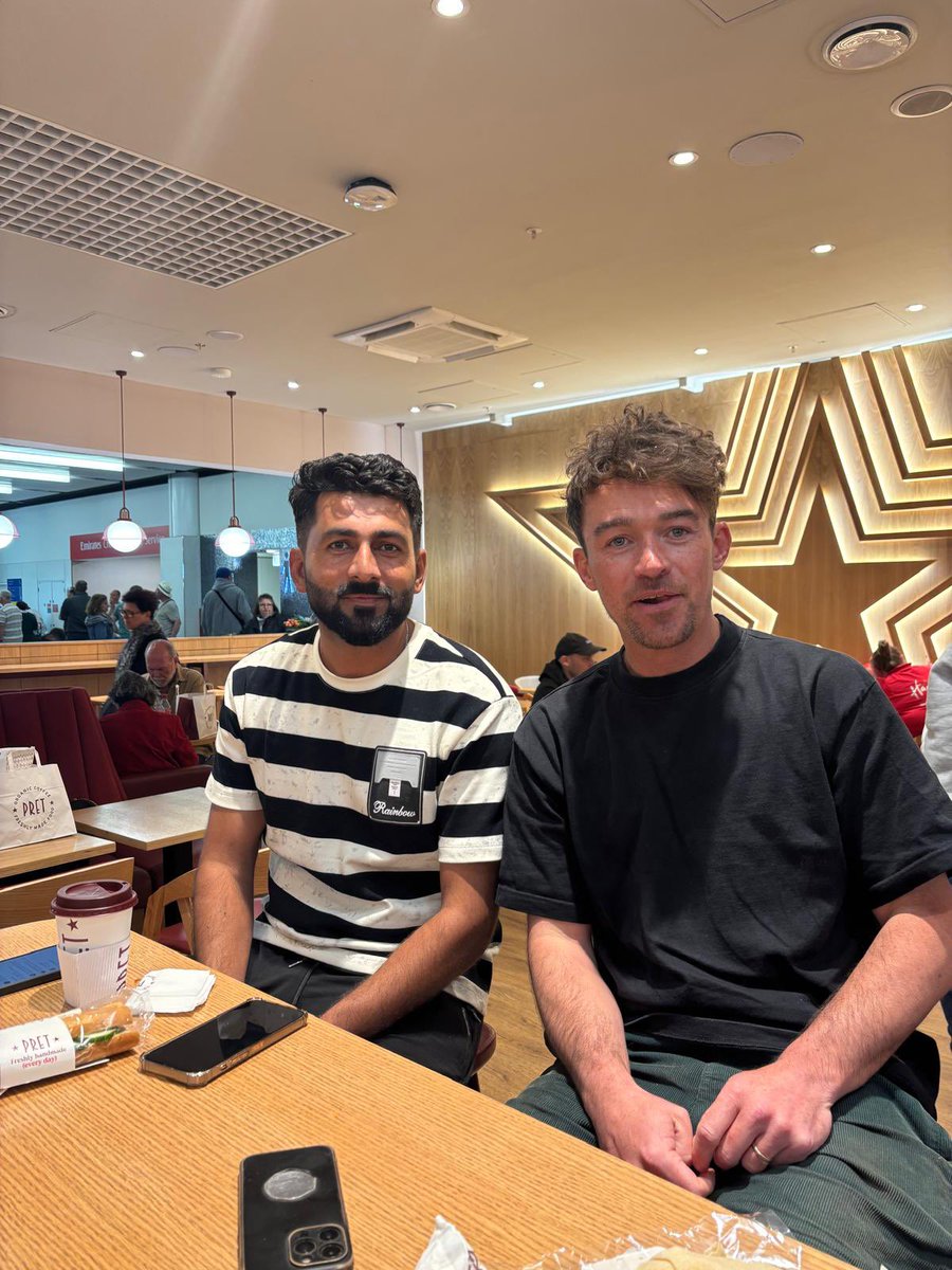 Our Overseas Fast bowling allrounder has landed safe and sound and we look forward to meeting him this evening at training. 

Welcome 🙏🇵🇰 🤝🔥