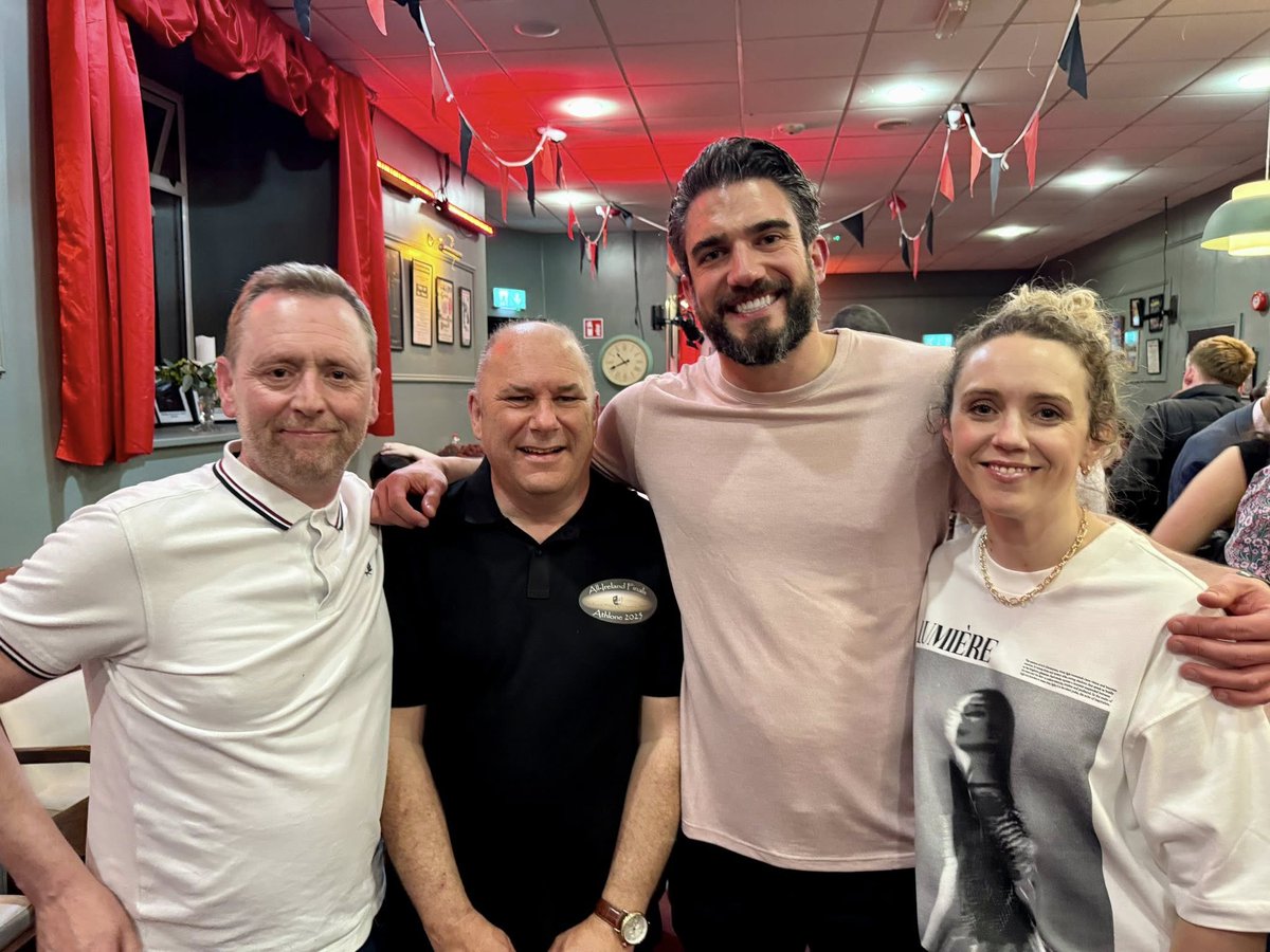 Balally Players (@balallyplayers) on Twitter photo Make sure to tune in to <a href="/LyricLorcan/">Lorcan Murray</a> on <a href="/RTElyricfm/">RTÉ lyric fm</a> at about 5.10pm this evening to hear a report on last night's performance of Ulster American at the <a href="/AllIrelandDram1/">RTÉ All IrelandDrama</a> festival! Make sure to tune in to <a href="/LyricLorcan/">Lorcan Murray</a> on <a href="/RTElyricfm/">RTÉ lyric fm</a> at about 5.10pm this evening to hear a report on last night's performance of Ulster American at the <a href="/AllIrelandDram1/">RTÉ All IrelandDrama</a> festival!