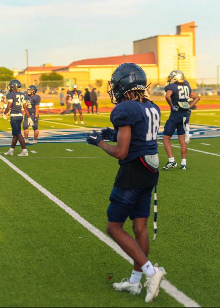 D_SampsonJr's tweet image. I had a good day at spring game and i appreciate all the opportunities i got @Richard37372548 @henry_nixo18226 @CruFootball