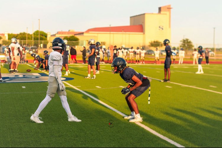 D_SampsonJr's tweet image. I had a good day at spring game and i appreciate all the opportunities i got @Richard37372548 @henry_nixo18226 @CruFootball