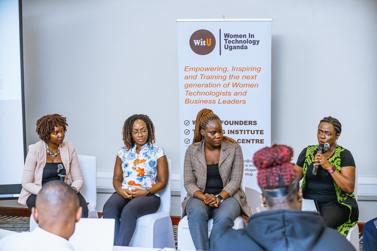 #Paneldiscus
“How do I survive a toxic workplace?” 

Do your work. Document everything. BCC yourself. Avoid gossip. If things don’t change leave. 

One panelist said it best: “Protect your peace. No job is worth your dignity.” 

#WorkEthics #CareerGrowth #10XProgram