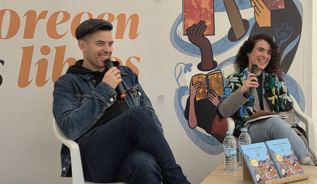 Premios Follas Novas do Libro Galego (@premgalalibro) on Twitter photo 📚✨ Así foi a Conversa Follas Novas de onte na Feira do Libro de Lugo!
Lois Pérez, gañador da categoría de Literatura Xuvenil nos Premios Follas Novas 2025 por Cartas na escuridade (<a href="/CuartoInverno/">Cuarto de Inverno</a>), conversou con Cecilia F. Santomé.
<a href="/aelg/">AELG</a> <a href="/EditorasGalegas/">Asociación Galega de Editoras</a> <a href="/LibrariasGal/">Librarías de Galicia</a> 📚✨ Así foi a Conversa Follas Novas de onte na Feira do Libro de Lugo!
Lois Pérez, gañador da categoría de Literatura Xuvenil nos Premios Follas Novas 2025 por Cartas na escuridade (<a href="/CuartoInverno/">Cuarto de Inverno</a>), conversou con Cecilia F. Santomé.
<a href="/aelg/">AELG</a> <a href="/EditorasGalegas/">Asociación Galega de Editoras</a> <a href="/LibrariasGal/">Librarías de Galicia</a>