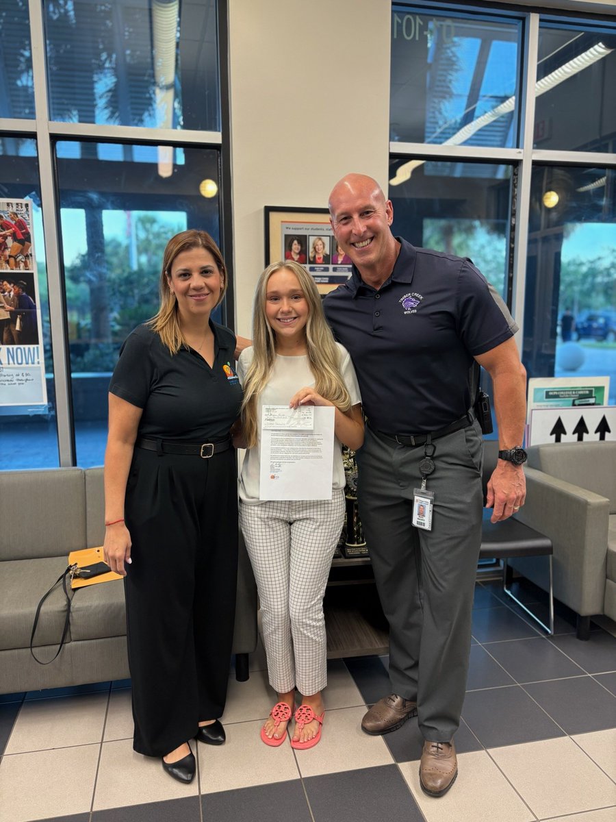 Congrats to Rylee Ernst who was awarded an OCASA scholarship at Timber Creek HS by OCASA member Juliza Rivera and Principal Wasko.
