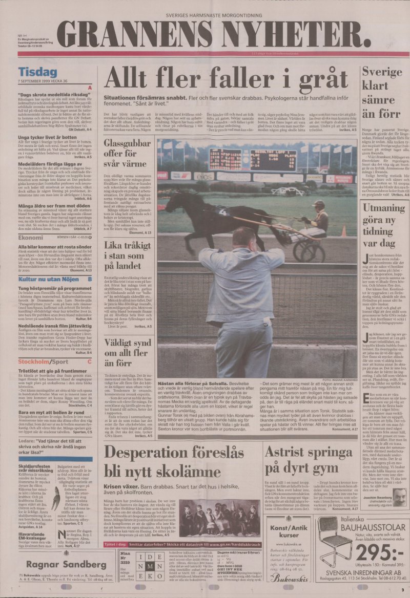 I dag lärde jag mig att SvD:s kåsör Kjell Swanberg år 1999 gjorde en parodisida på DN, och det är det roligaste jag läst på länge