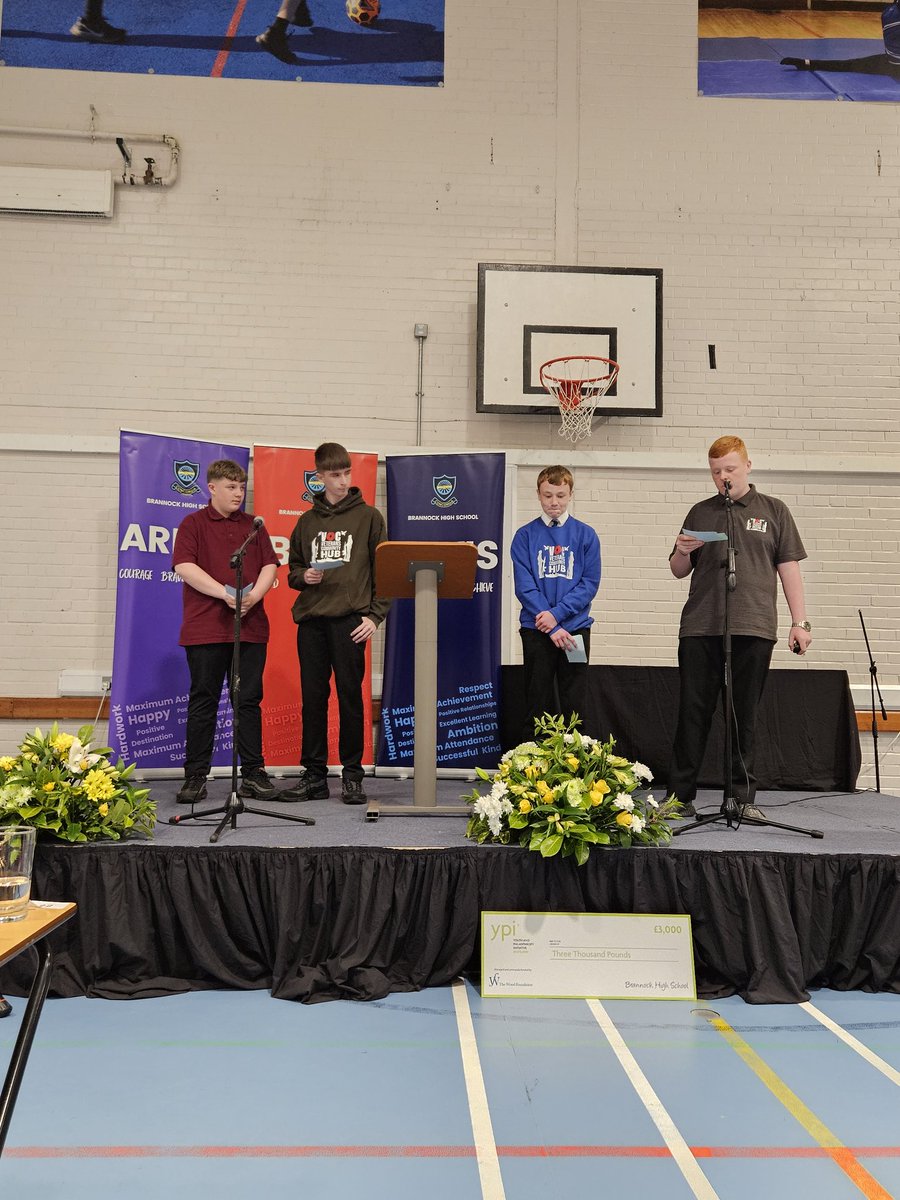 BrannockSS_RMPS's tweet image. #YpiFinal Another charity to reach our final was Veterans Community Lanarkshire. This group wrote a poignant poem to highlight the social issue. A fantastic effort from this team 🙌 @ypi_scotland @brannock_high