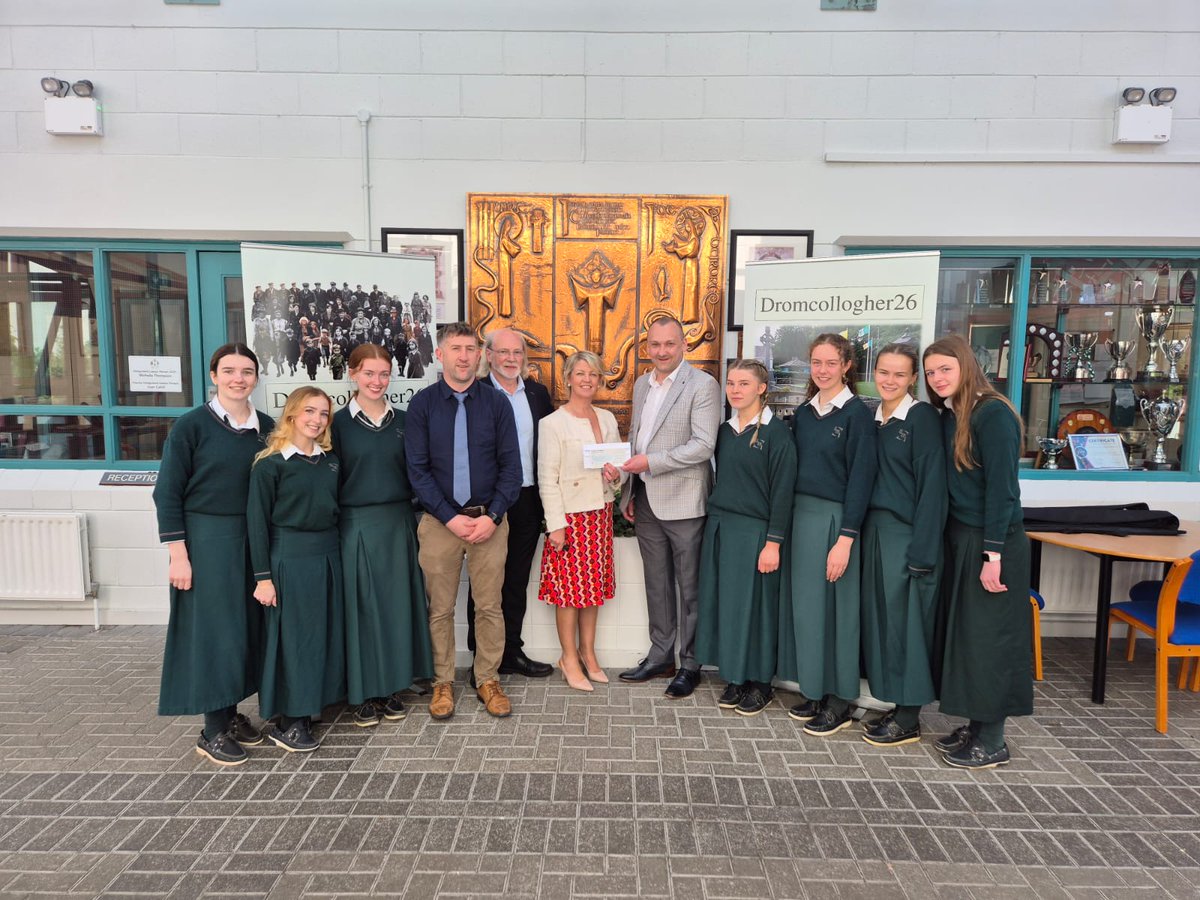 Committee members of the Dromcollogher 26 came to SMI on Tuesday where a cheque for €358 Euro was presented by Ms Thompson.  Money raised will go toward the commemoration in 2026.
