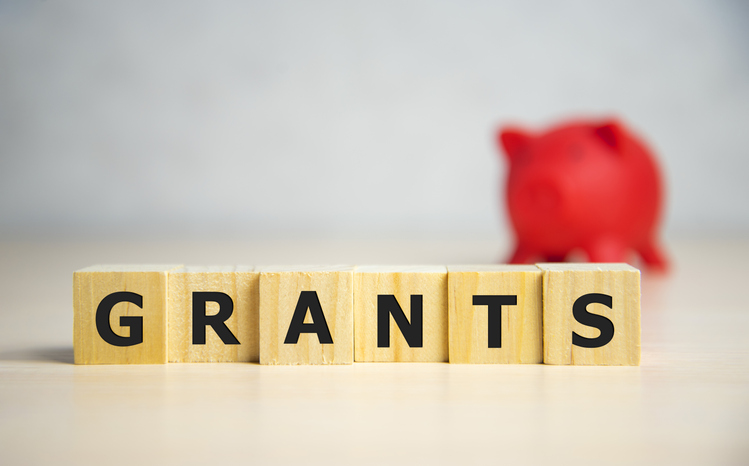 PostgradInst's tweet photo. Our grant manager would love to help with your grant submissions! Read more about the grant process on our blog! Link: https://t.co/qnAd3P6M7R

#CME #MedEd #ContinuingEd #Grants https://t.co/9wzJuKWsnP