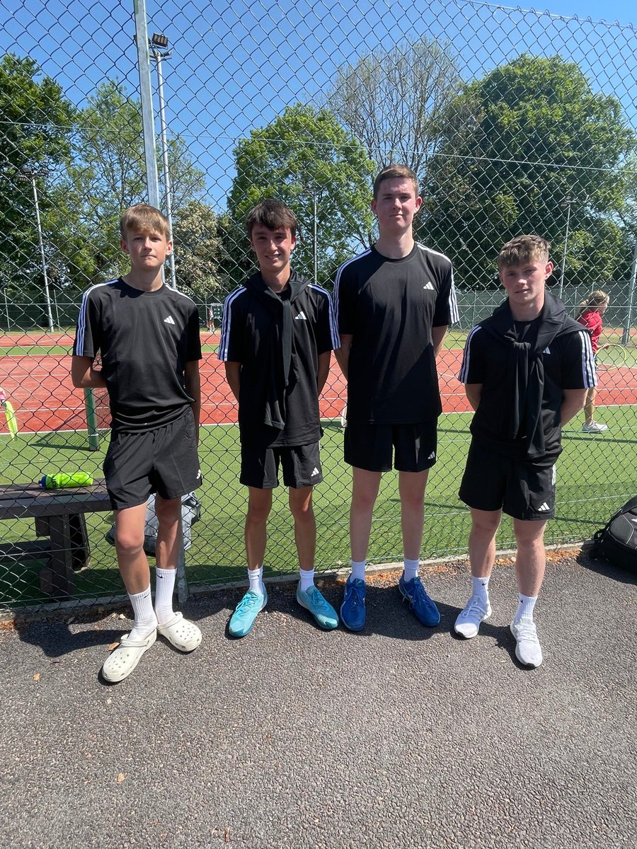 Disappointment for our senior tennis team in yesterday's U19 Munster Shield, they fell 6-4 in a deciding super-set to St Ailbe's. Well done to Peter, Conan, David &amp; Oscar for high quality tennis, played in great spirit. 🎾🔴⚪ #GlenstalAbbeySchool