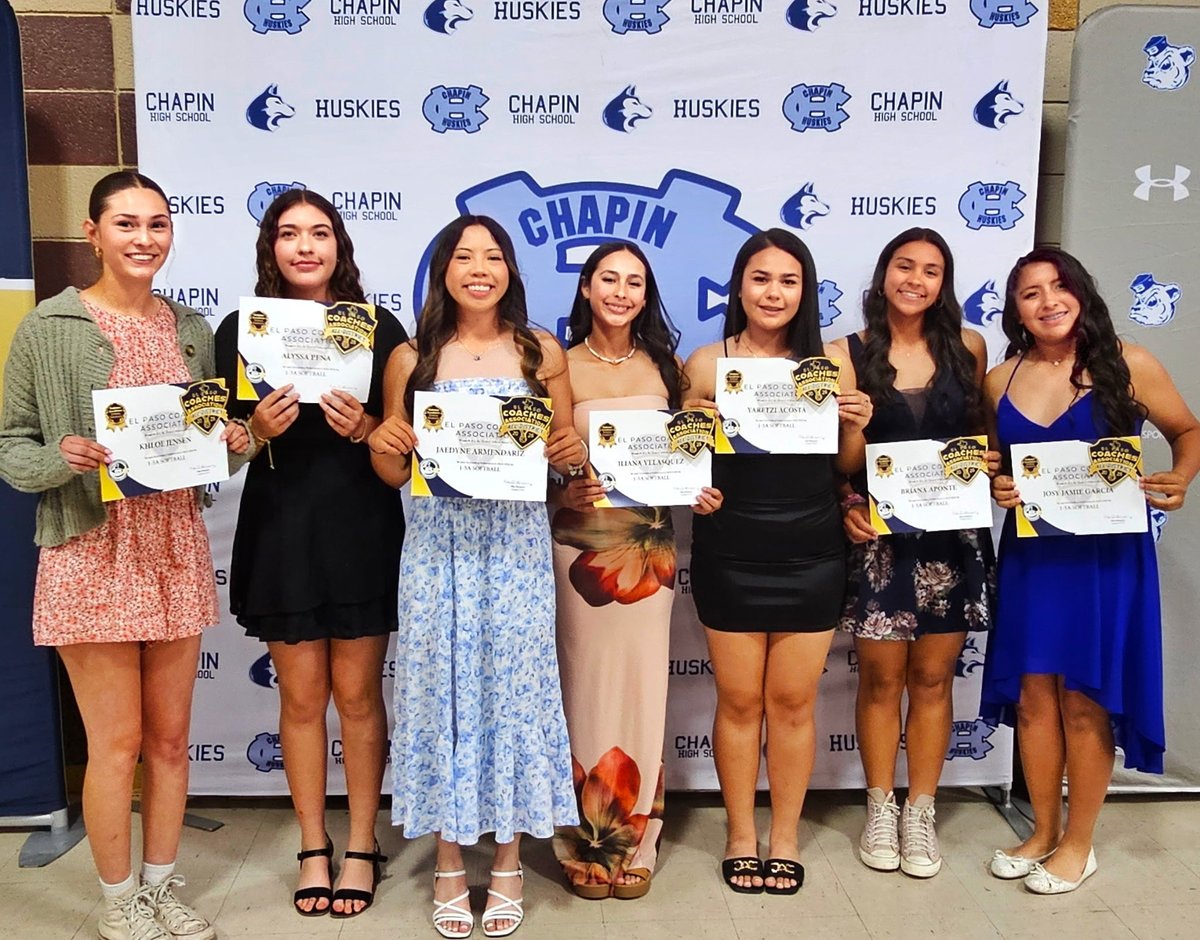 Last night was the EPCA All-District Banquet!🩵💙 So PROUD of these young ladies!🩷🥎