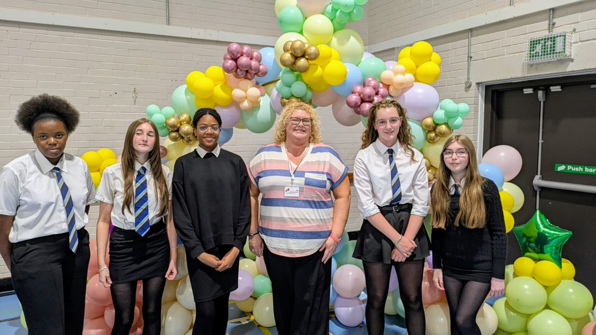 BrannockSS_RMPS's tweet image. #YpiFinal, we also had a team represent Lanarkshire Cancer Care Trust. They shared their social issue and explained the services this charity provides. A wonderful performance from this group! @ypi_scotland @brannock_high