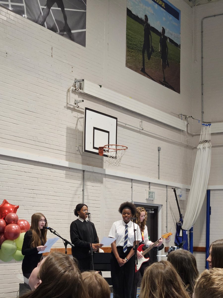 BrannockSS_RMPS's tweet image. #YpiFinal, we also had a team represent Lanarkshire Cancer Care Trust. They shared their social issue and explained the services this charity provides. A wonderful performance from this group! @ypi_scotland @brannock_high