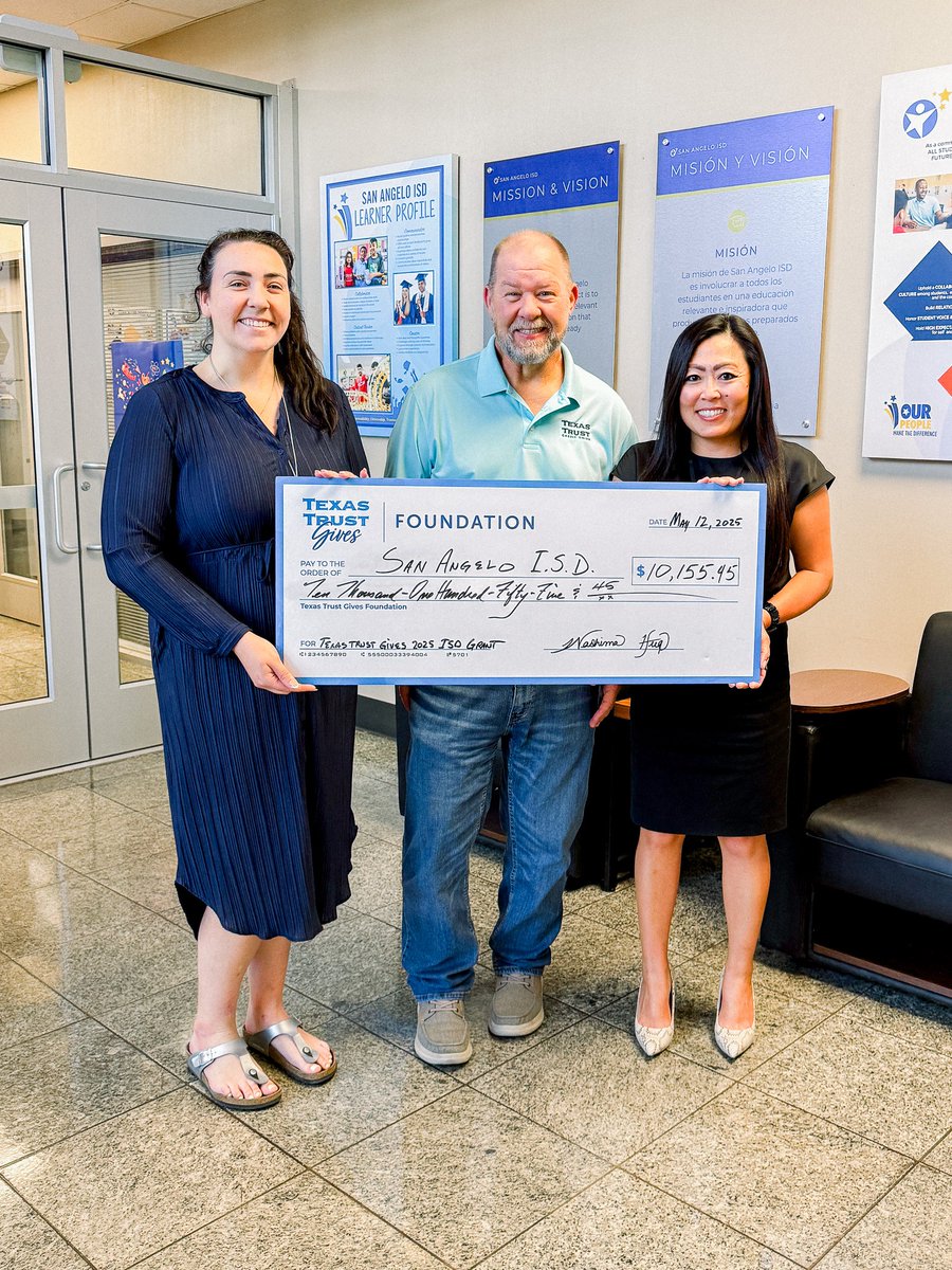 San Angelo ISD (@sanangeloisd) on Twitter photo 📚✨Big News!✨📚 San Angelo READS! received a $10,155.45 grant from Texas Trust Gives Foundation to boost literacy in our community!🙌Funds will support the '26 Feb. Read Aloud & Book Giveaway + provide free books all year. Thank you, <a href="/TexasTrustCU/">Texas Trust CU</a>! #SAISDReads #SanAngeloREADS 📚✨Big News!✨📚 San Angelo READS! received a $10,155.45 grant from Texas Trust Gives Foundation to boost literacy in our community!🙌Funds will support the '26 Feb. Read Aloud & Book Giveaway + provide free books all year. Thank you, <a href="/TexasTrustCU/">Texas Trust CU</a>! #SAISDReads #SanAngeloREADS