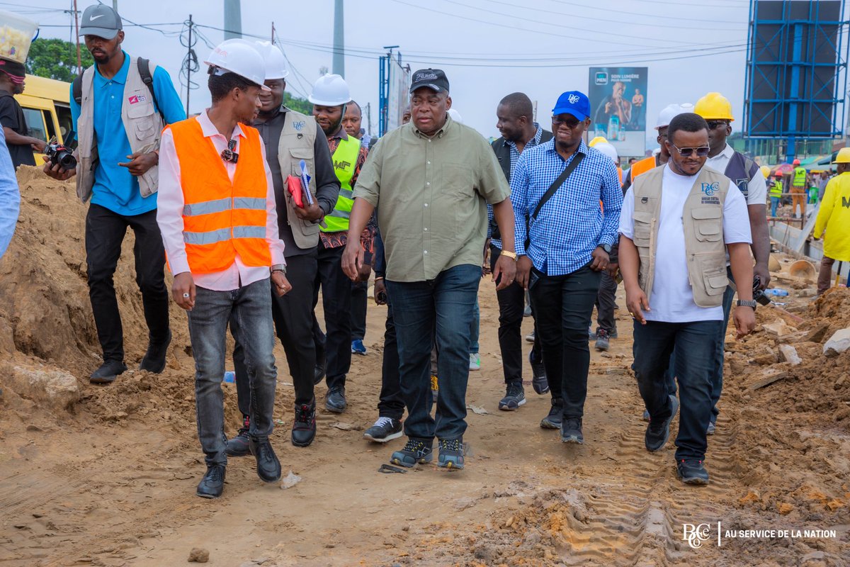 BCeCoRDC's tweet photo. #RDC #KINSHASA | MAI 2025 : Le Directeur Général du @BCeCoRDC, Monsieur Jean Mabi Mulumba (@JeanMabi_M), a effectué, le 9 et le 10 mai 2025, une visite de divers chantiers des travaux de réhabilitation et modernisation de la voirie urbaine de la ville de Kinshasa.
@Presidence_RDC @MinITP_RDC
@GouvernoratK @KinshasaITP
#Infrastructure #InfrastructureDevelopment #InfrastructureRural #BCECO #AuServiceDeLaNation
🌐 https://t.co/q7HDlUc93u